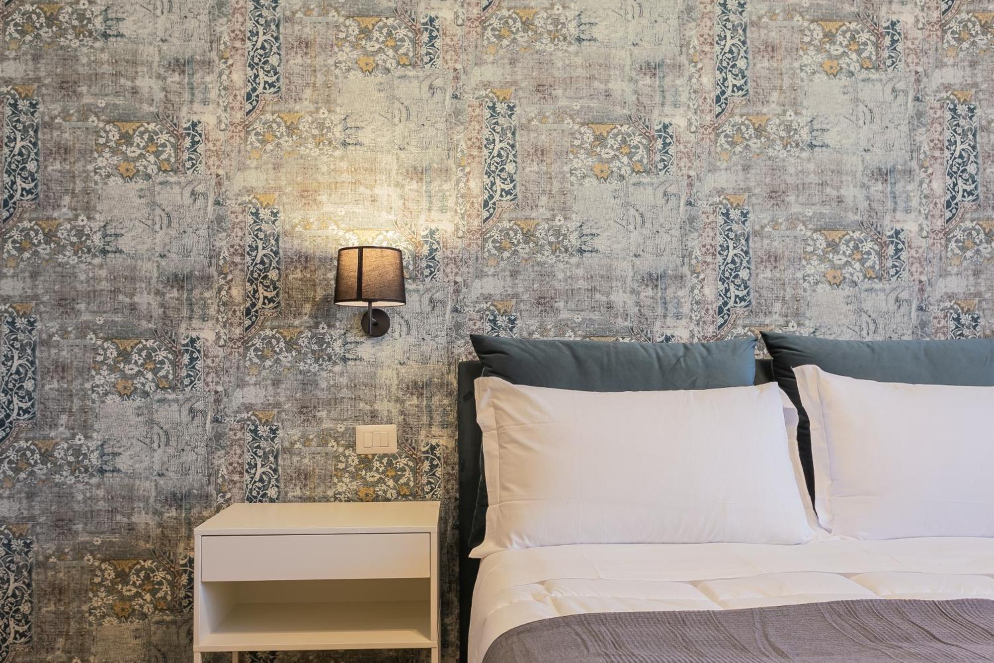 Fifty-one By Apulia Guest house *