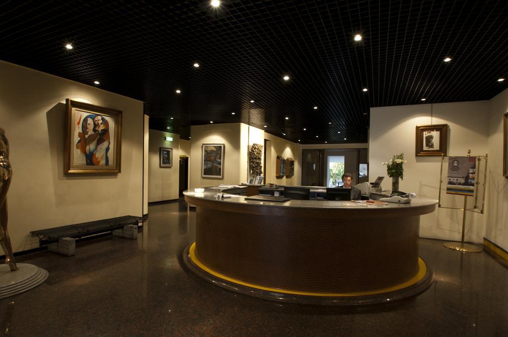 Hotel Victor Bari