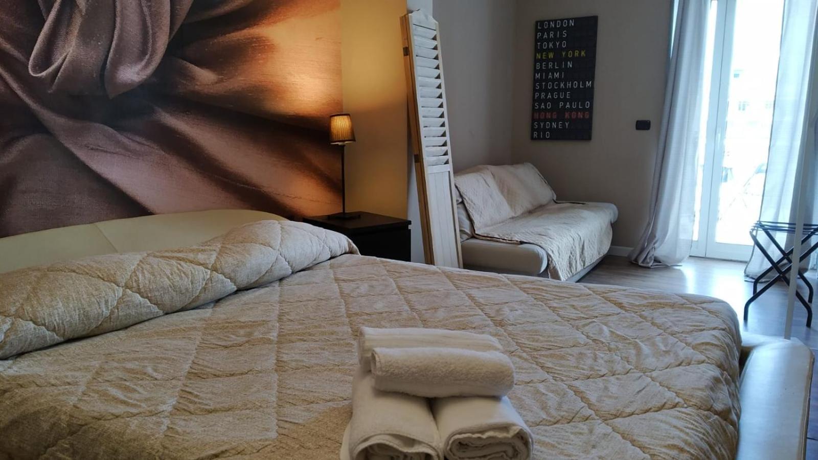 Cconforthotels R&b Cavour Bari