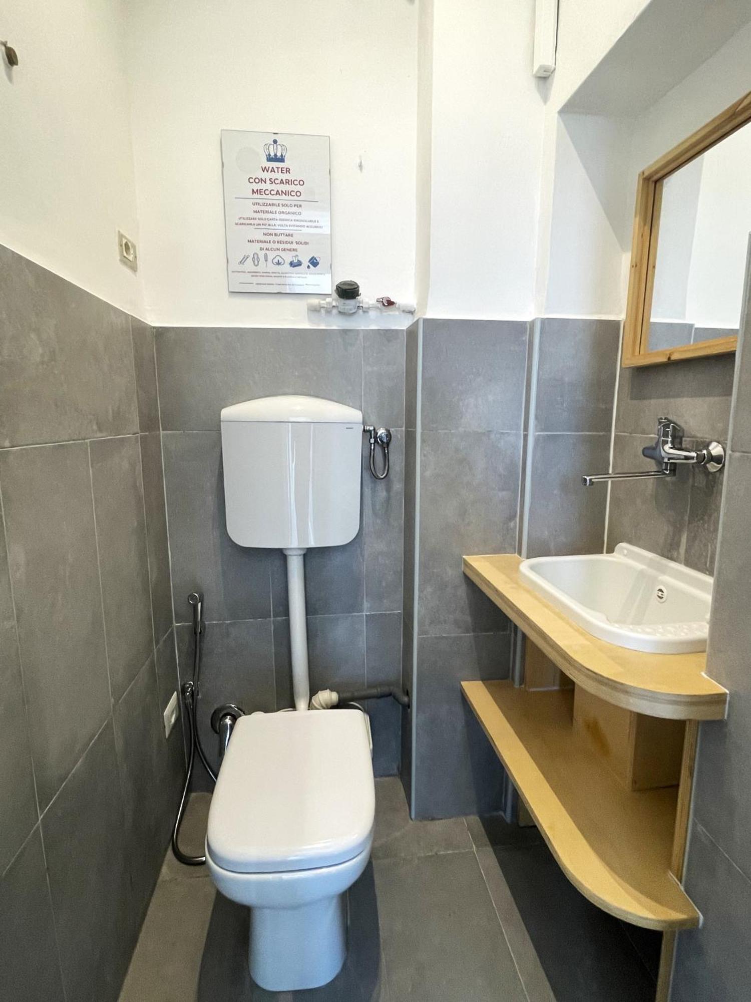 Easystay Apartment *