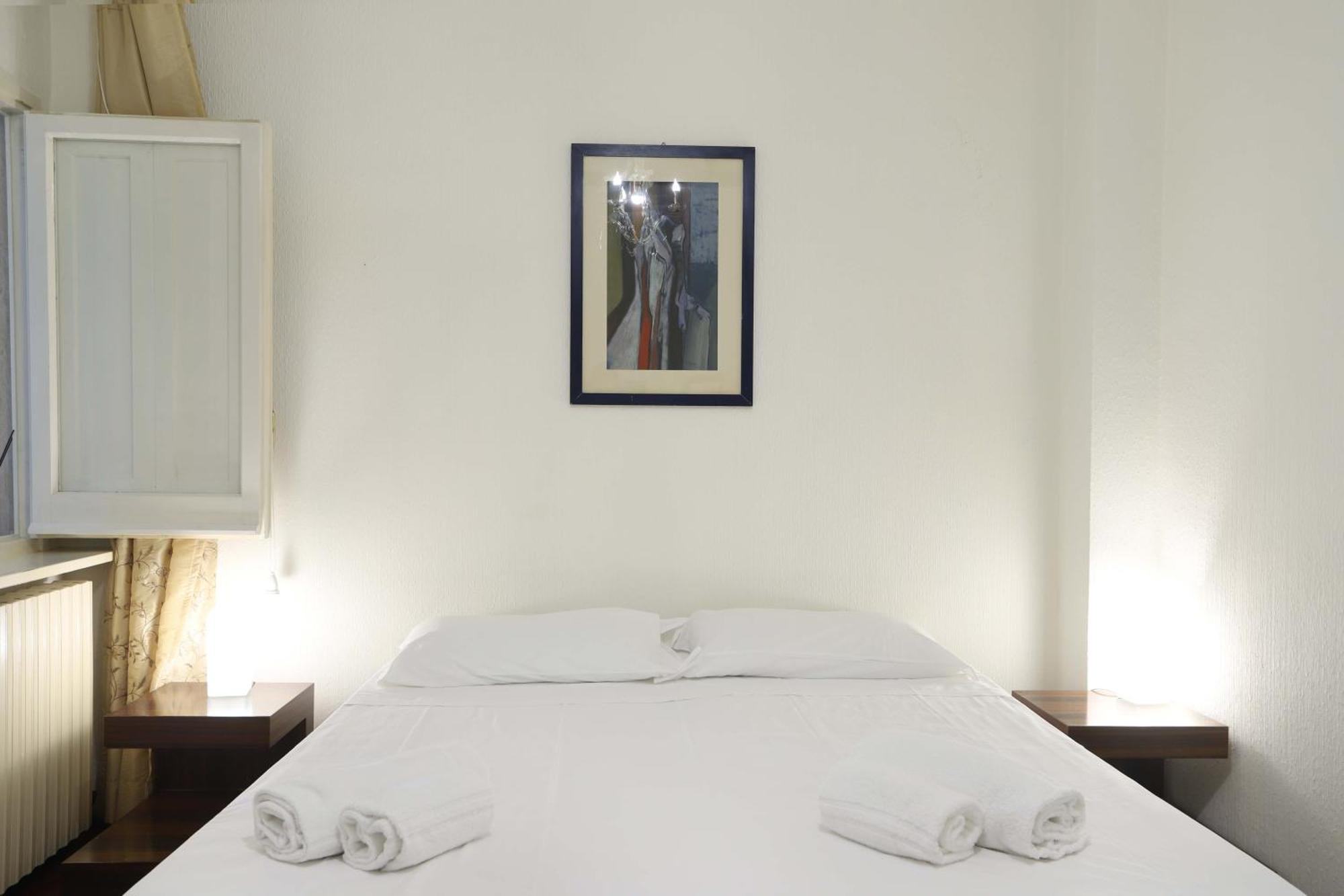 Clorinda'S Rooms Bari