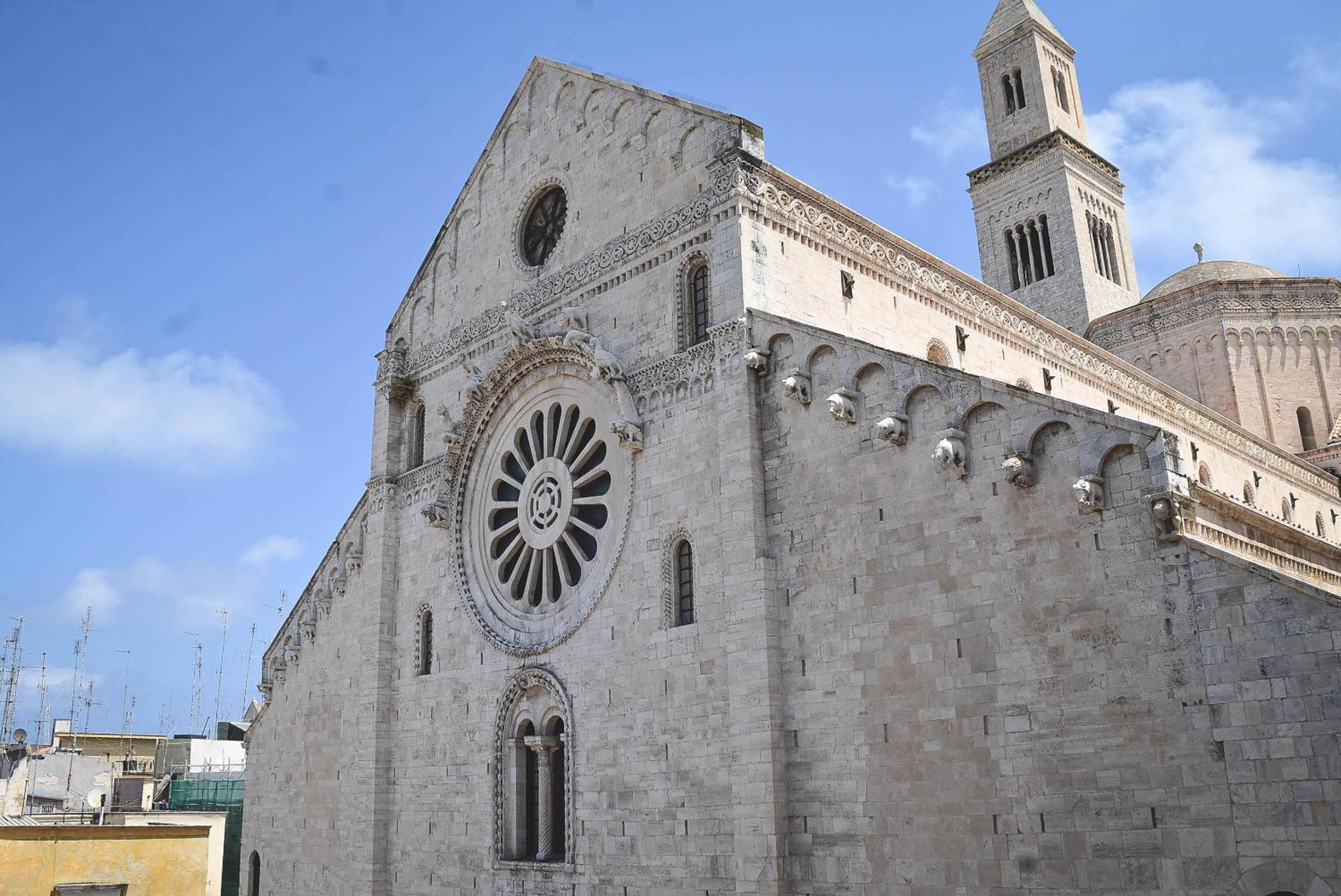 The Cathedral House * Bari