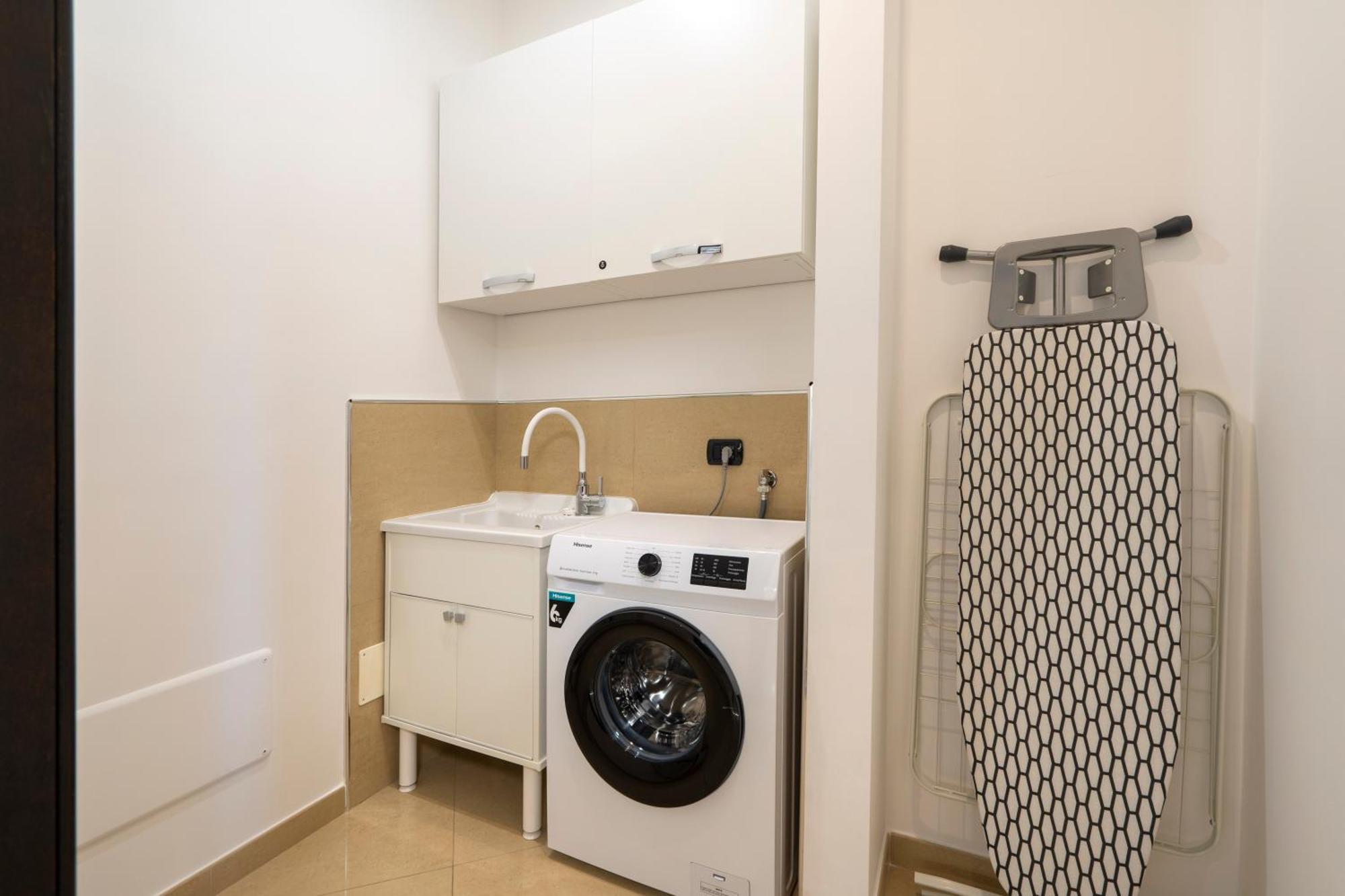 Boscoincitta With Garage And Whirlpool Tub