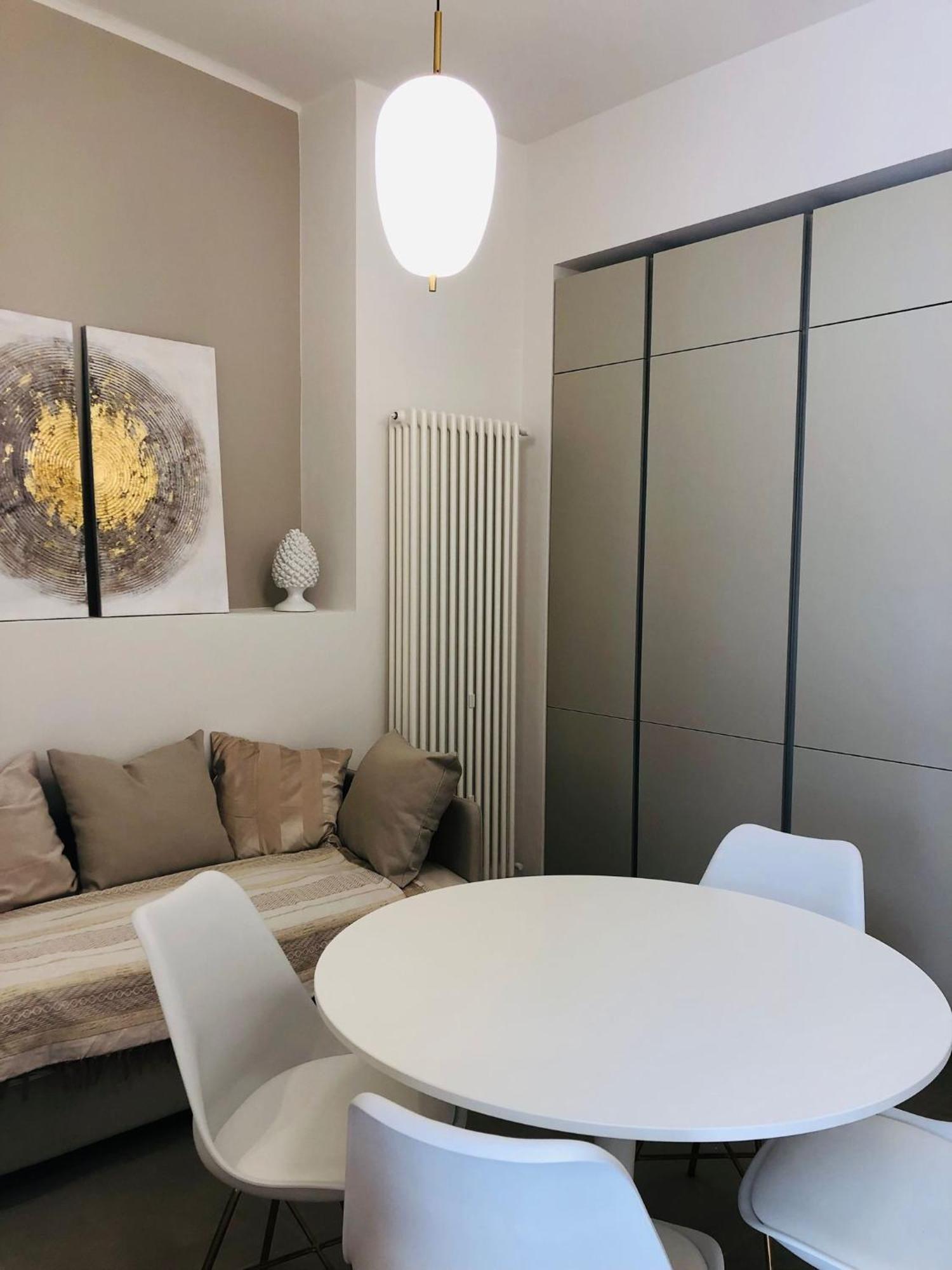 Urban Apartament *