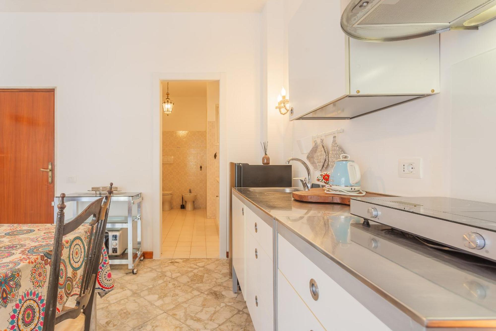 Golden And Silver By Wonderful Italy Apartment