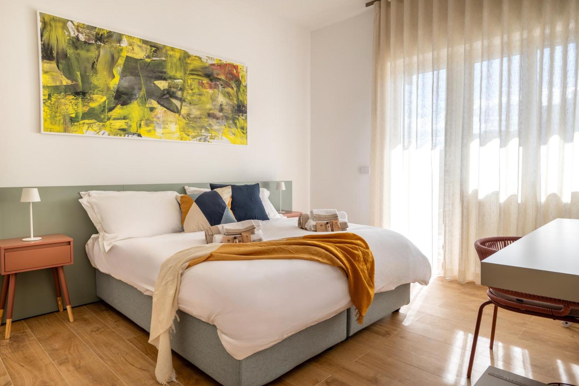 New Elegant 2 Bedroom Apt. Near Parco 2 Giugno Bari