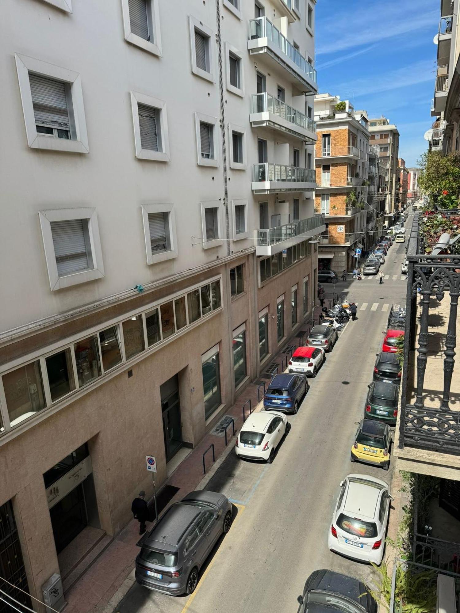 Roberto Exclusive * Bari