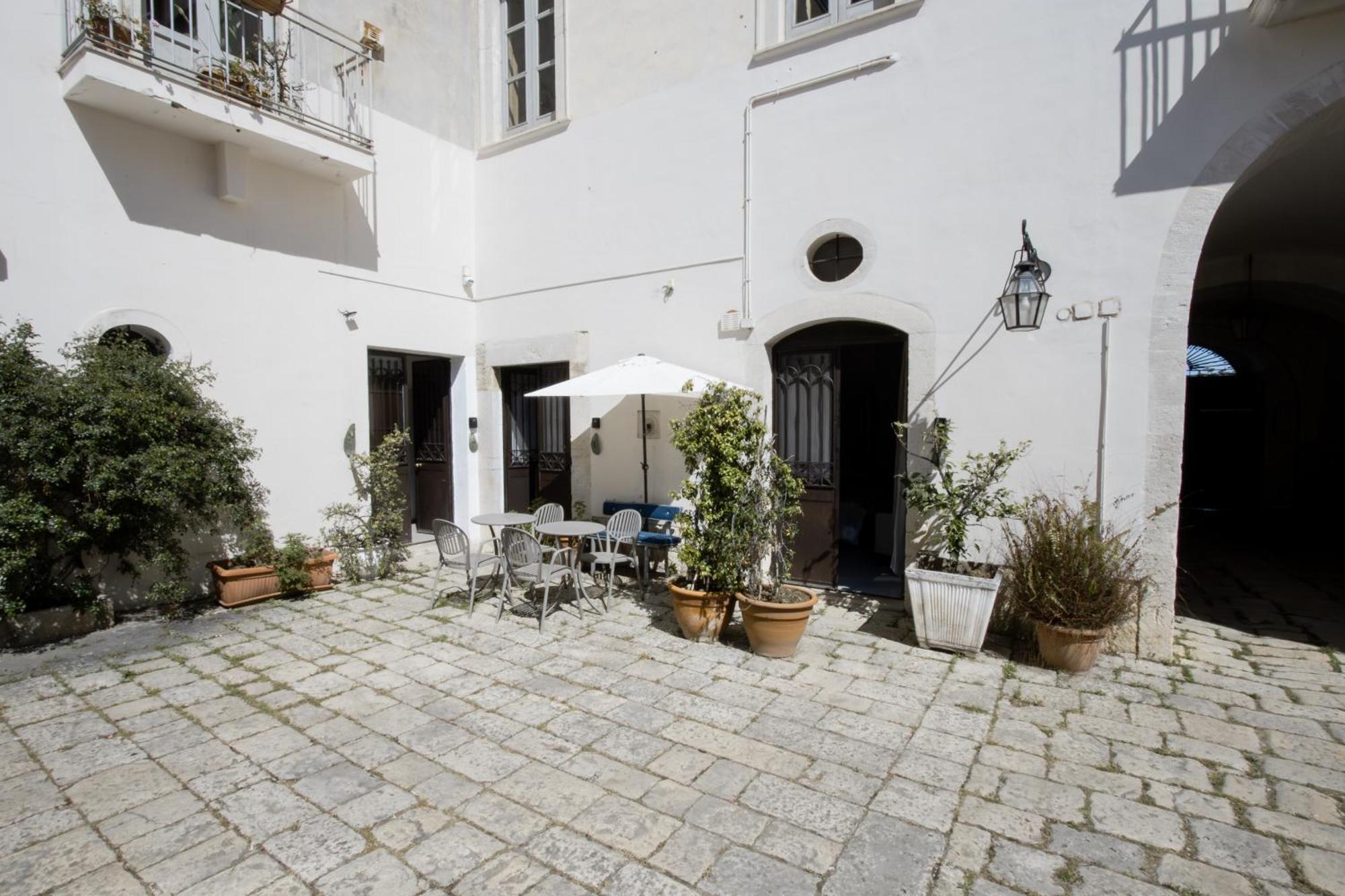 Apartment Le Tre Sorelle Bari
