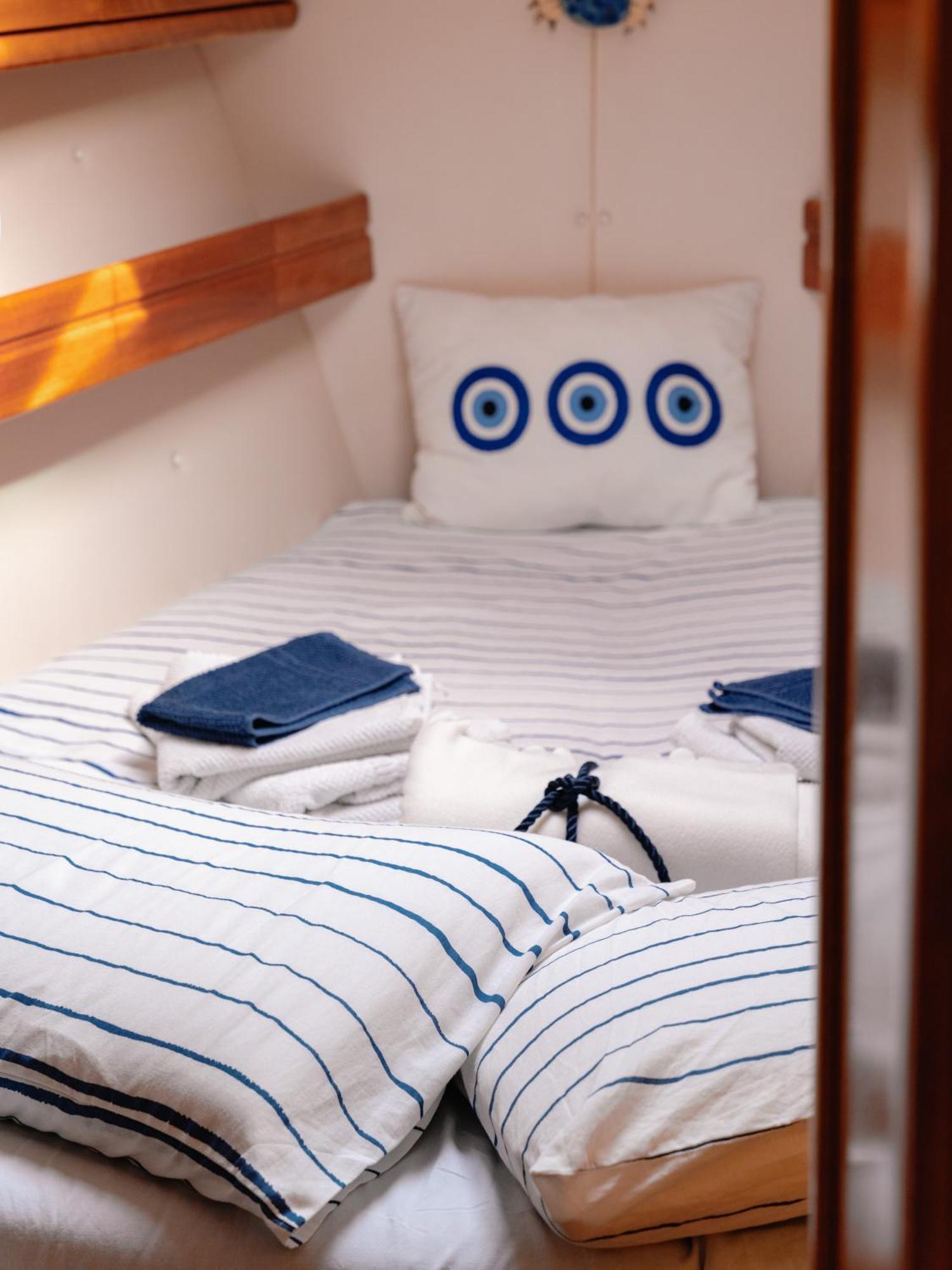 Charming Sailing Boat - Le Dimore Di Ines Botel