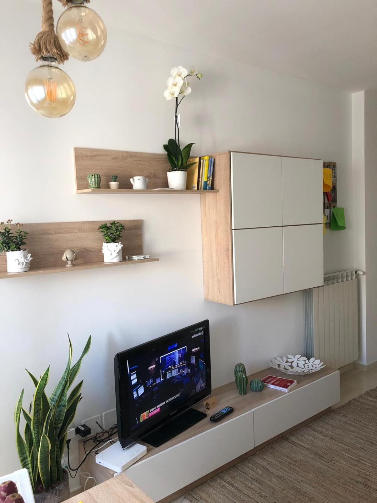 Apartment 999 *