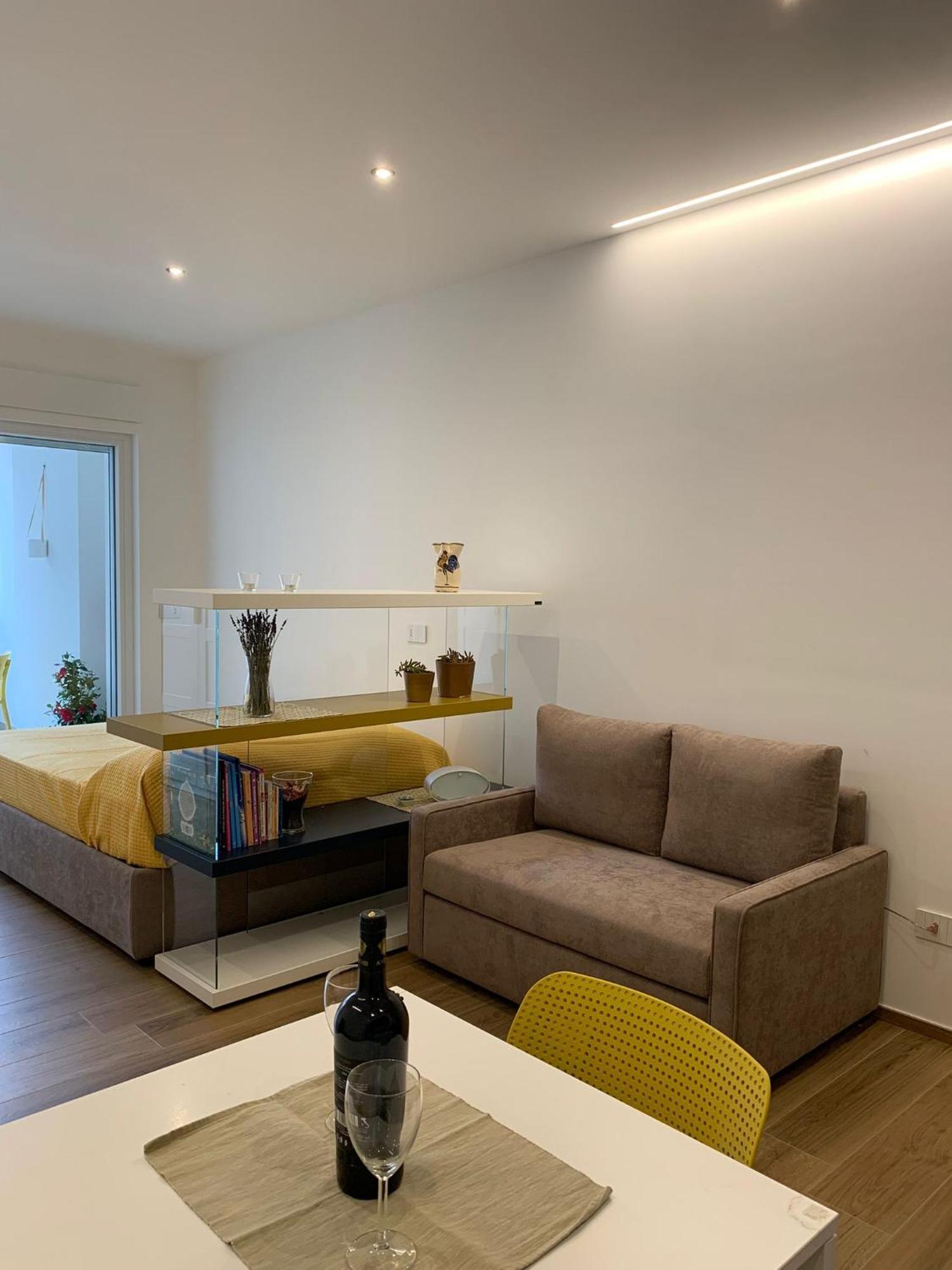 Domus13-with Private Parking Apartman Bari
