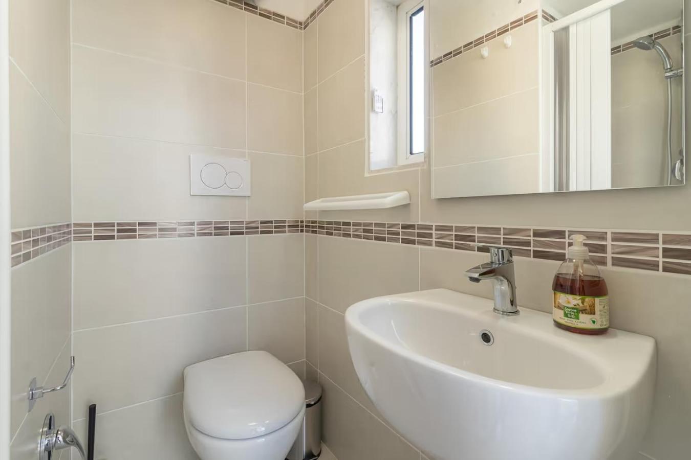 Appartement House Carola *