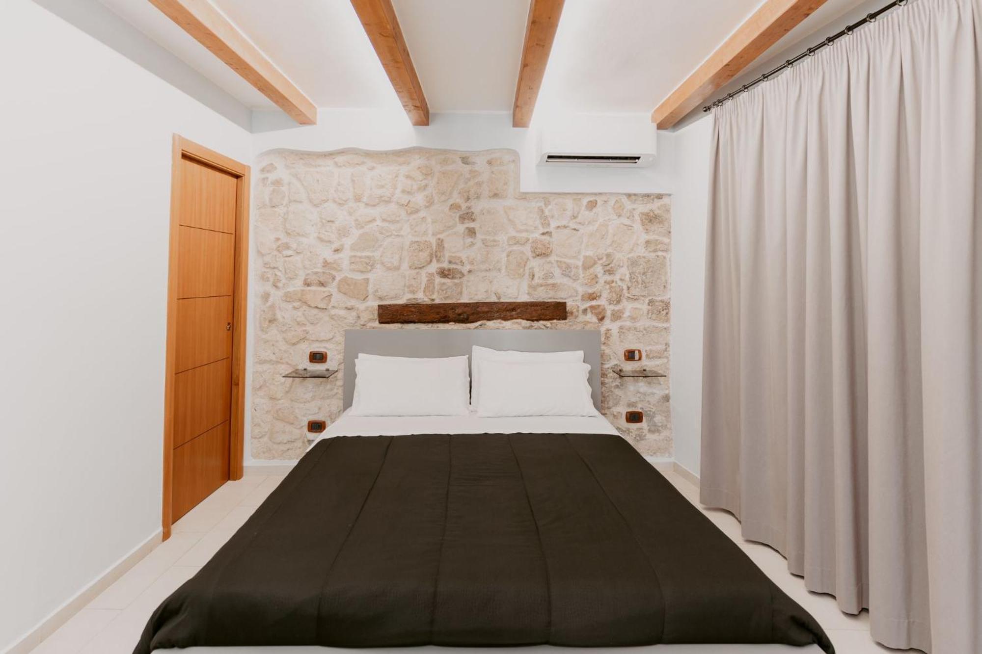 Bed & Breakfast Dimora L'etual Bari