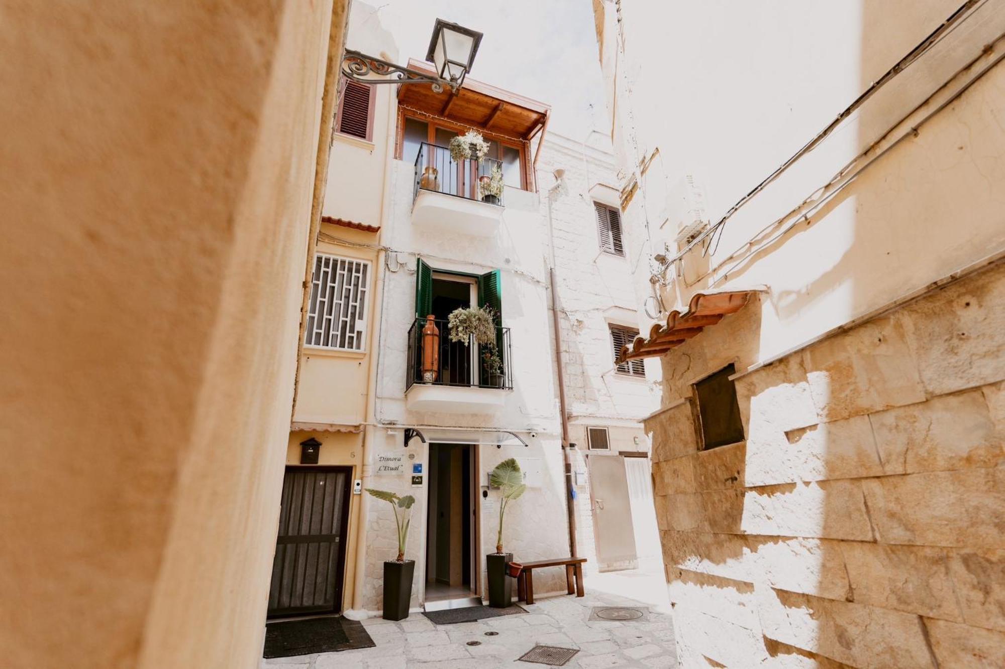 Dimora L'etual Bed & Breakfast *