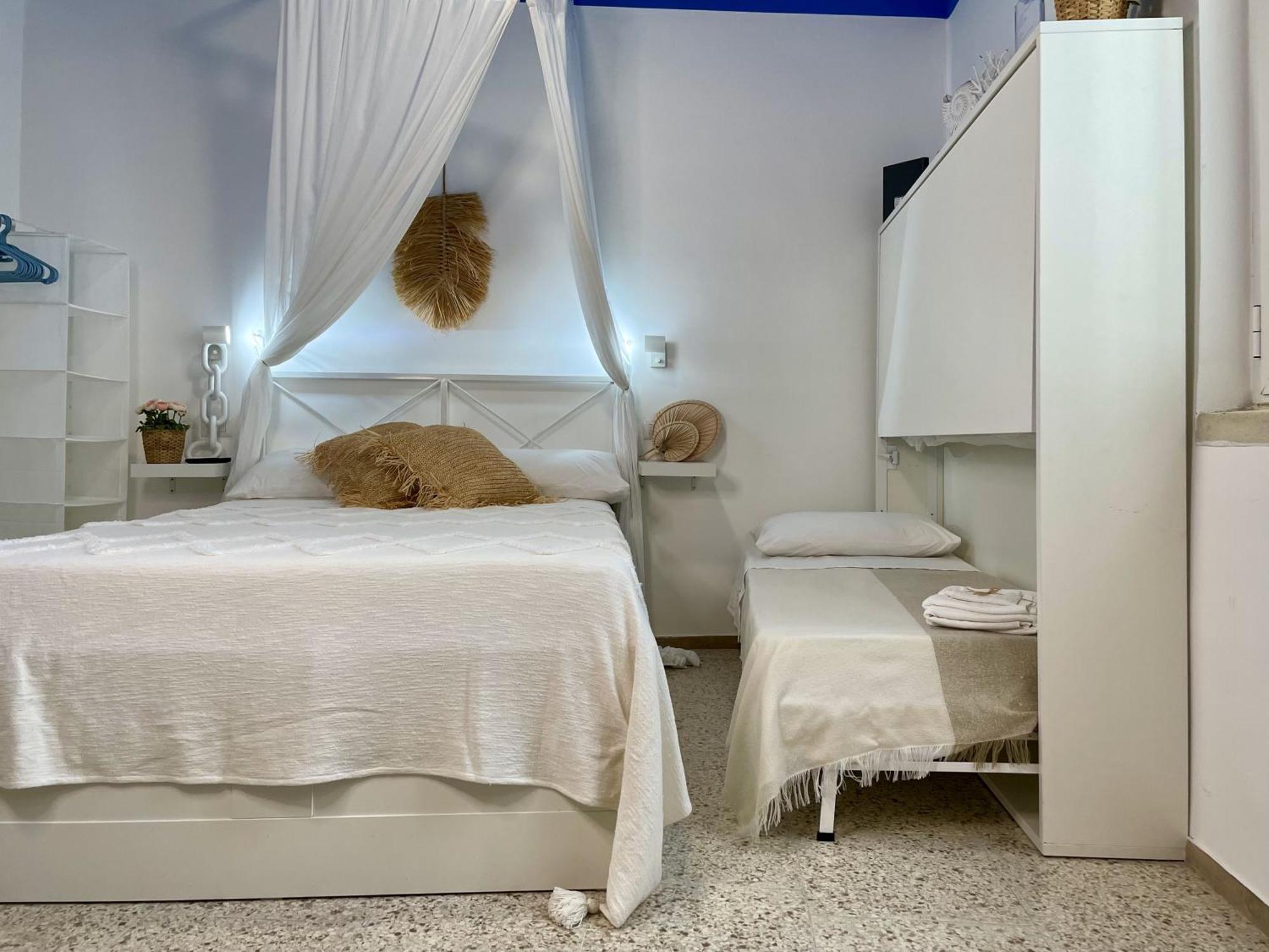 La Casa Del Pescatore N 33 - Porto Di St Spirito Apartment *