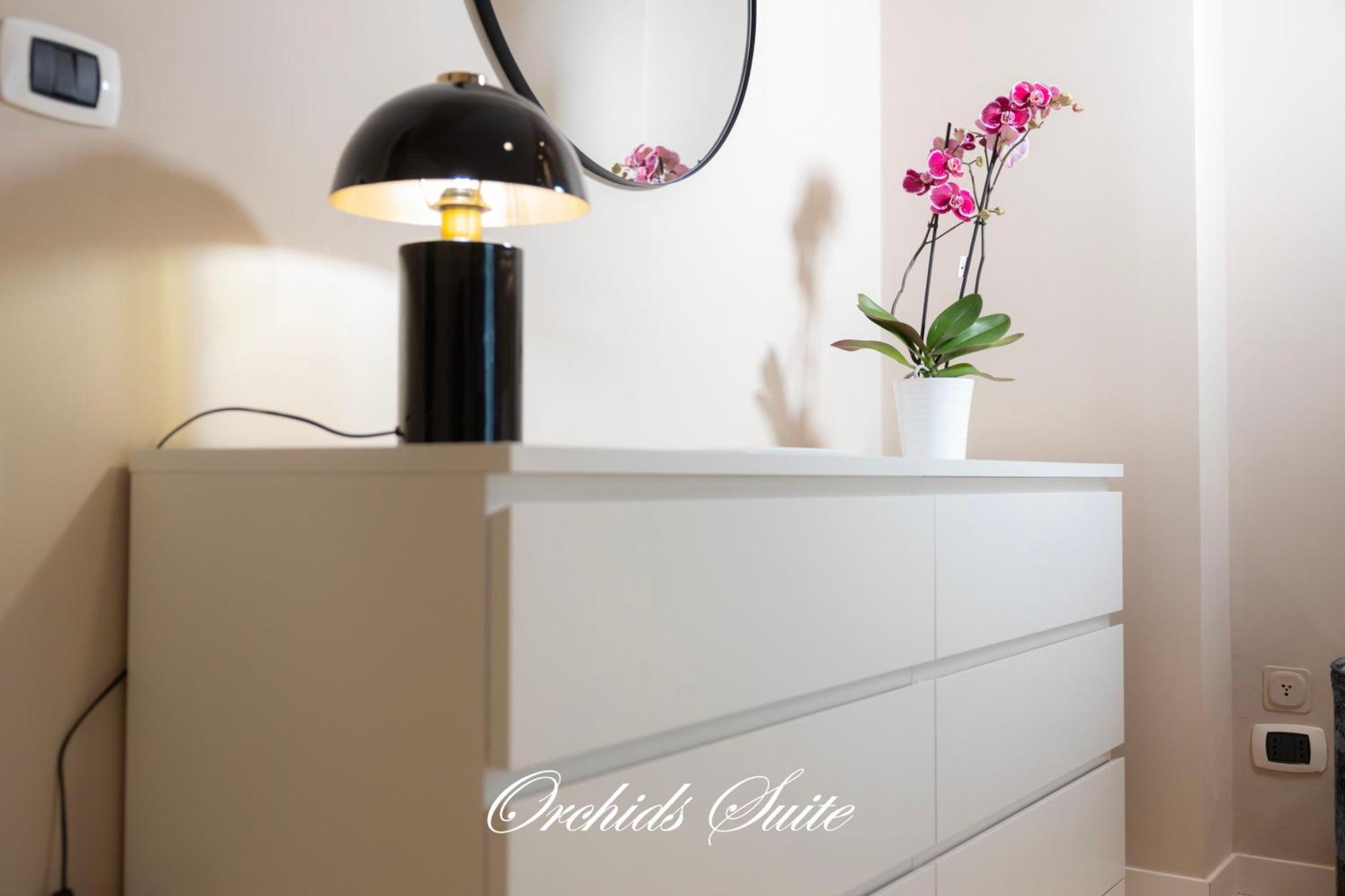 Orchids * Bari