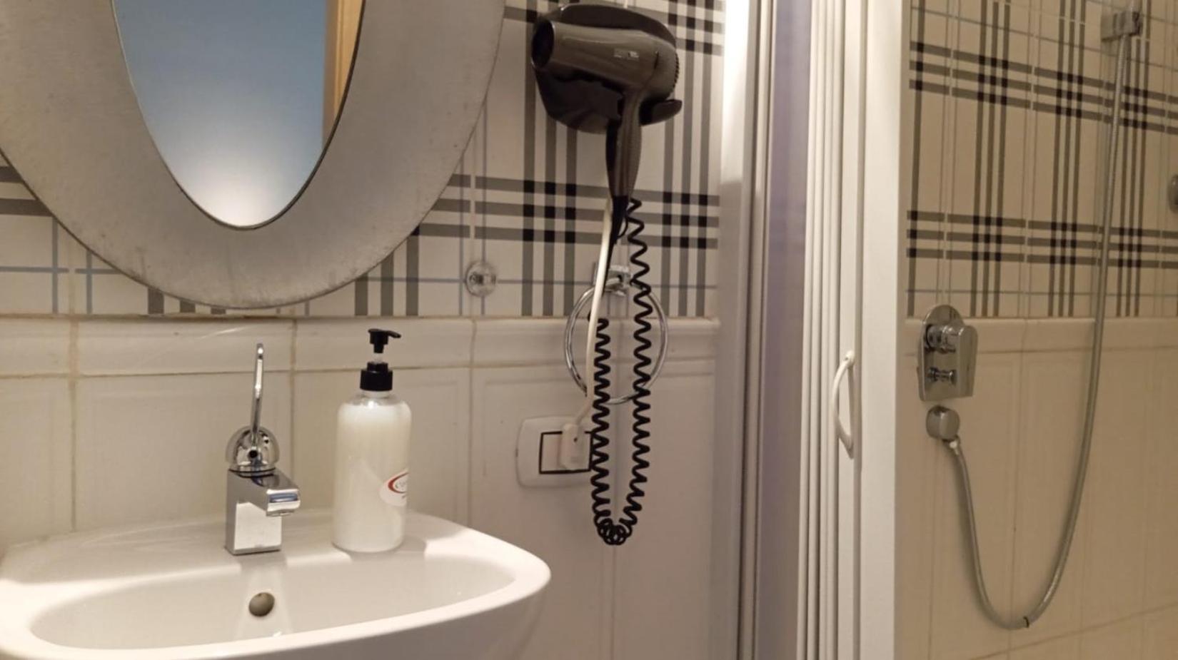 Cconforthotels R&b Cavour 2*