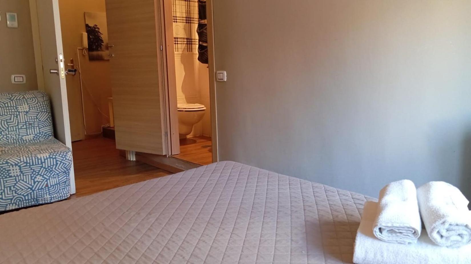 Cconforthotels R&b Cavour Bari
