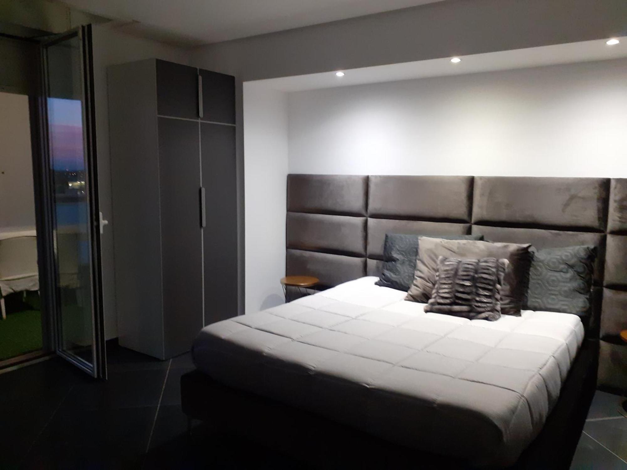 Nocleg ze śniadaniem Airport Deluxe Bari