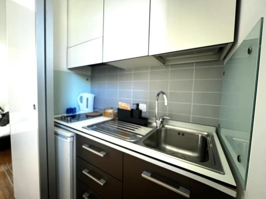 Haring-bozzi 59 Bari