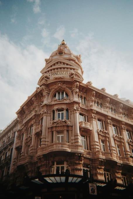 Caesar Apartment *