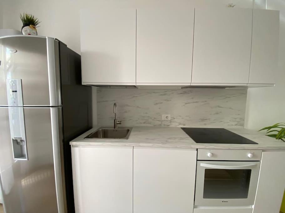 Caesar Apartment Bari