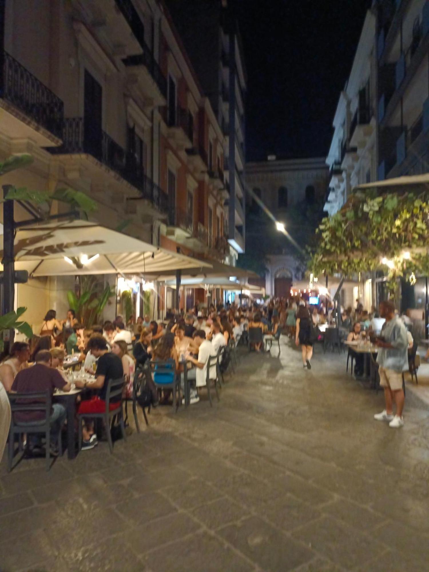 Vecchia Dante Apartment Bari