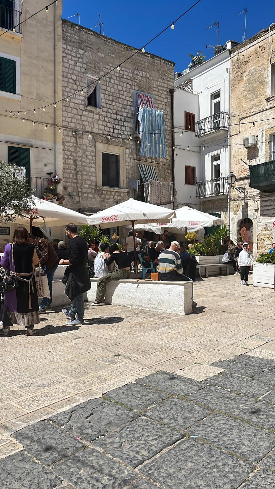 Piazzetta Degli Innamorati *