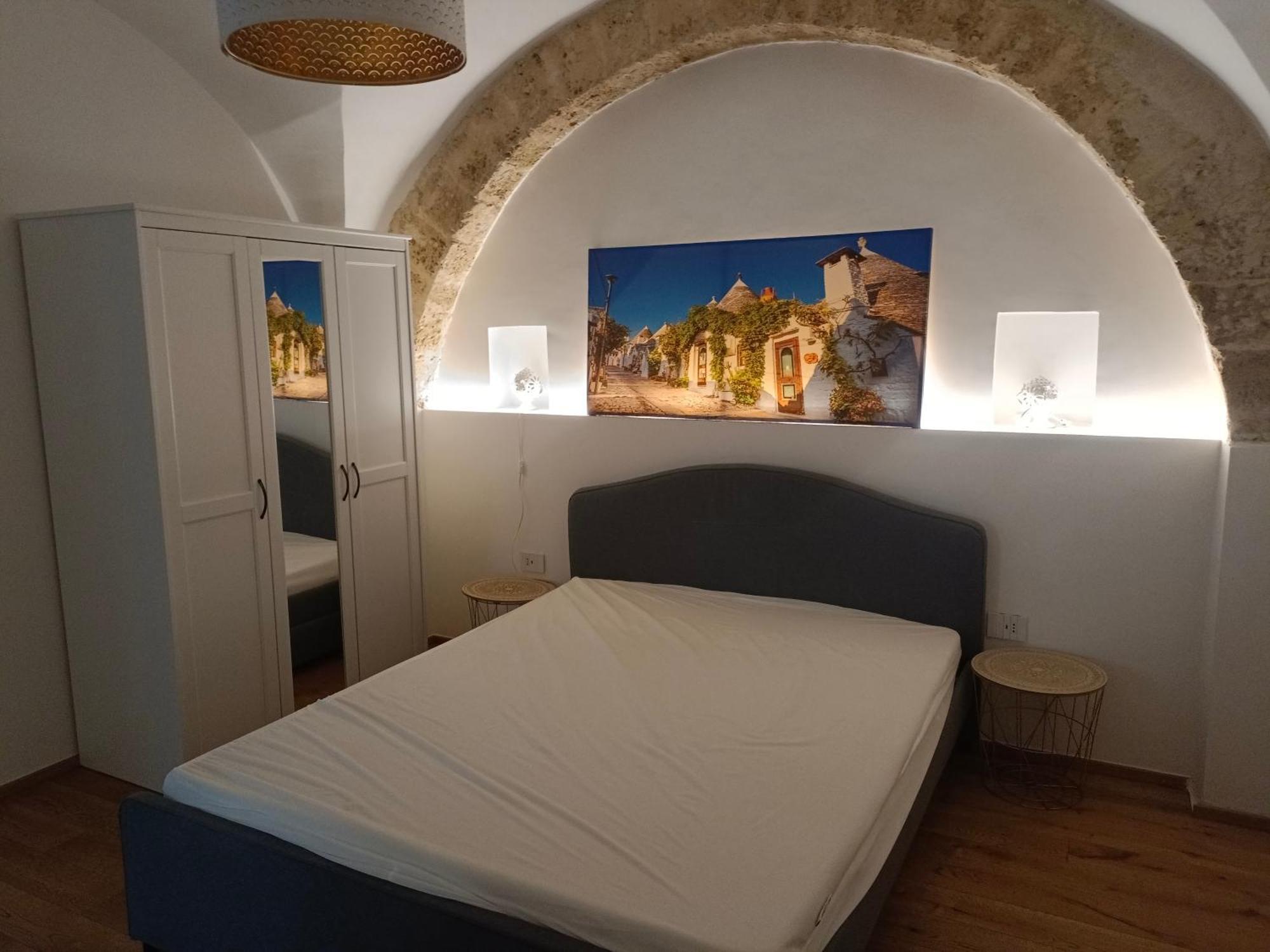 Vecchia Dante Apartment Bari