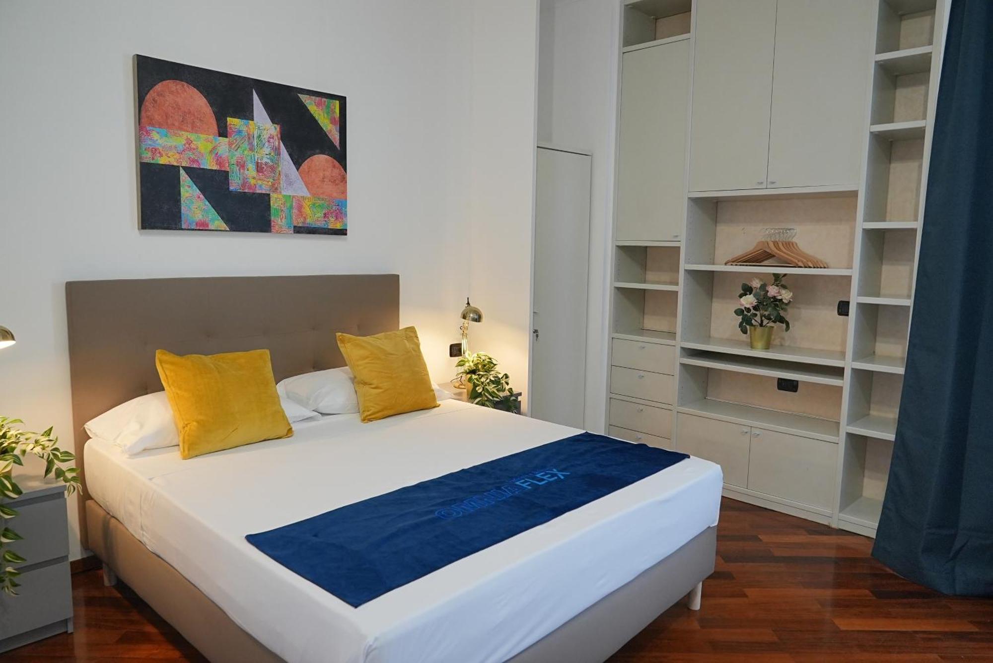 & Premium - Centro - Stazione * Bari