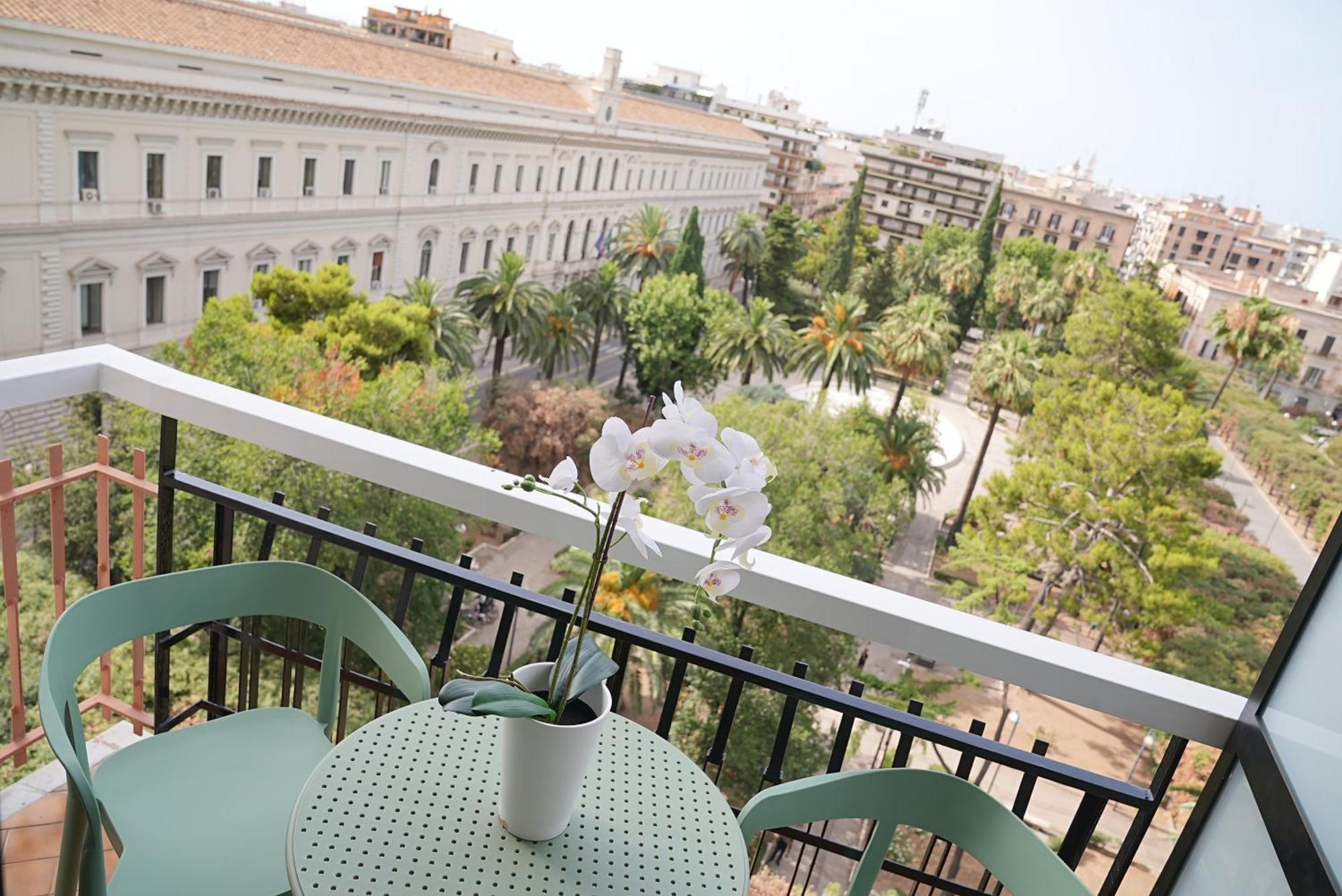 & Premium - Centro - Stazione *