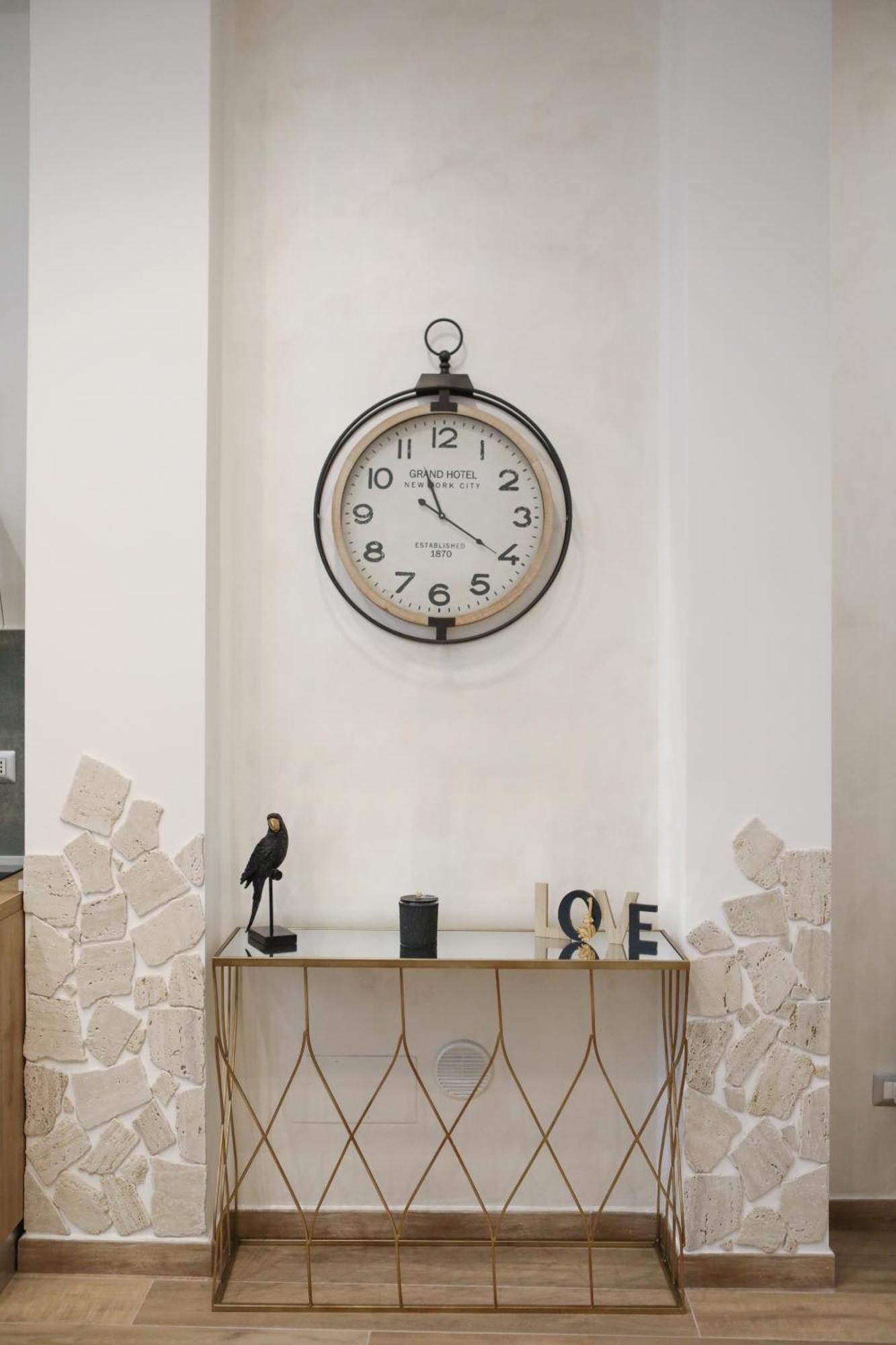 Luxury Regina 14 Apartament *