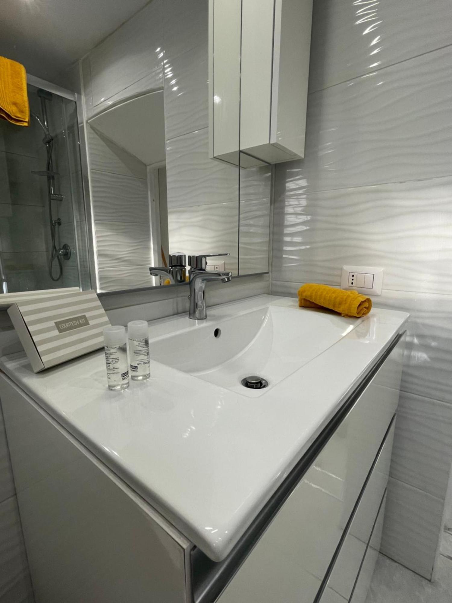 Ada Apartment