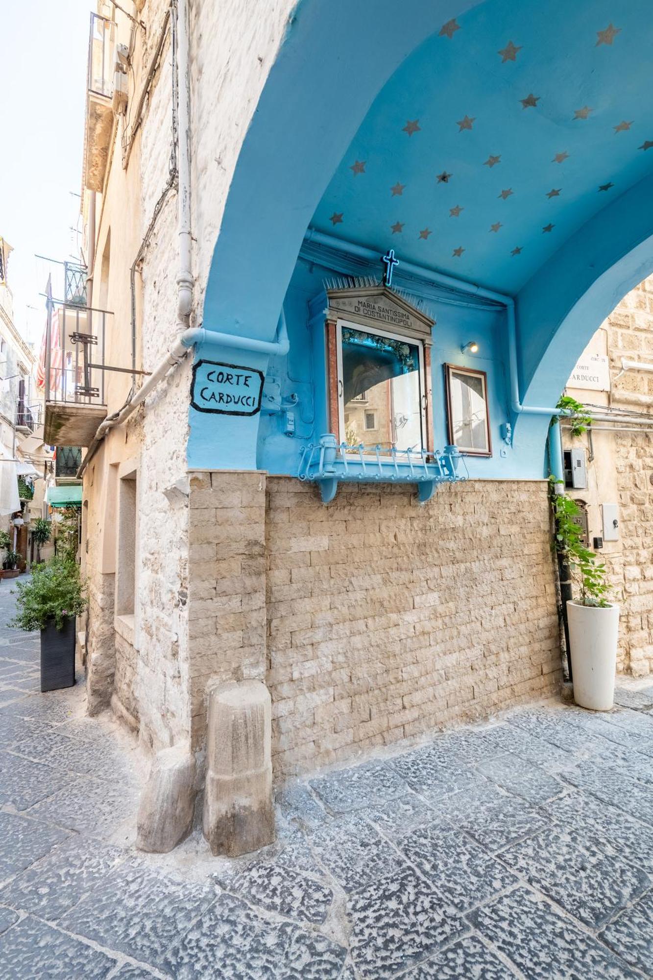 Emmae - Art & Wine Bari