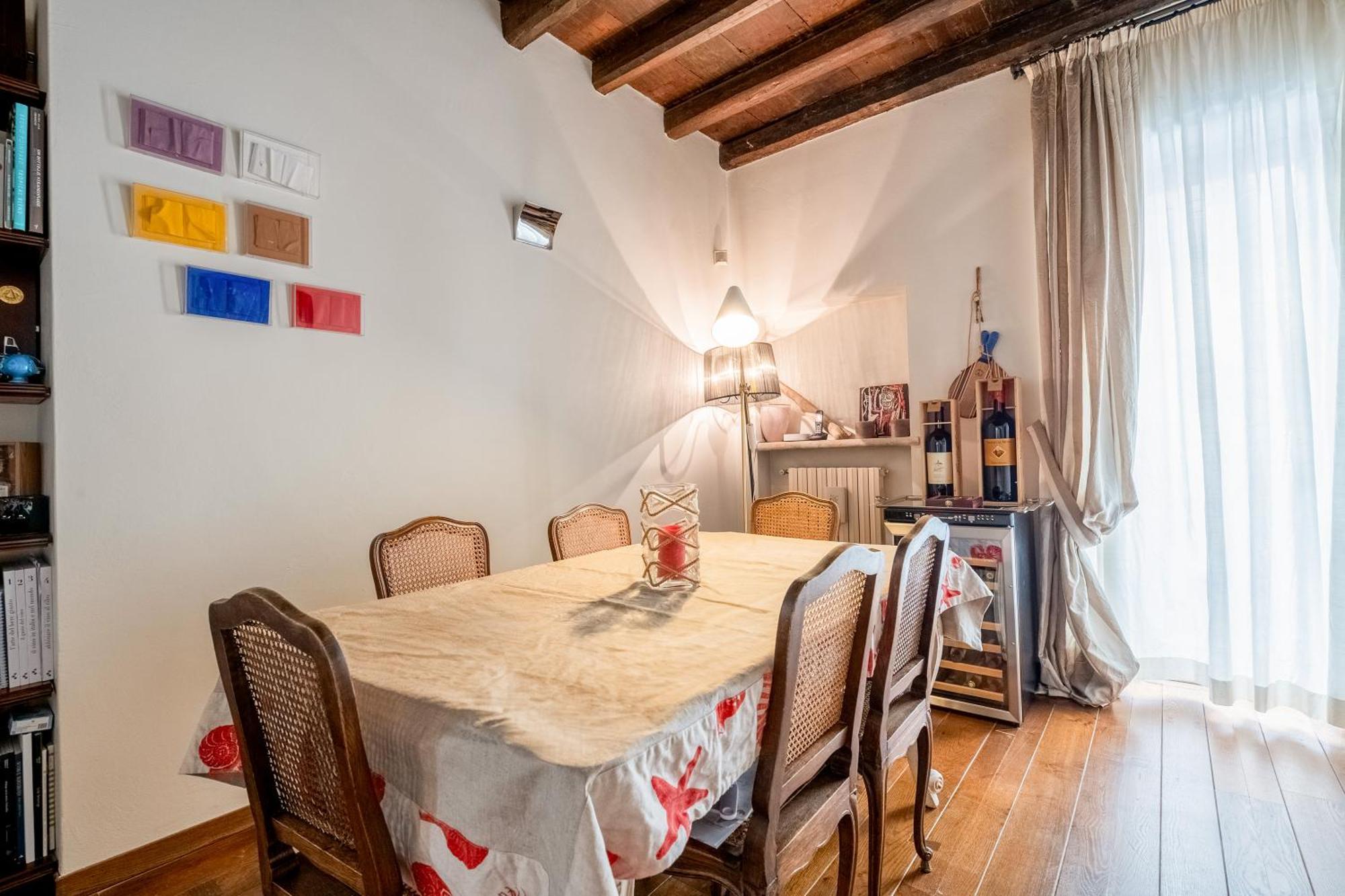Emmae - Art & Wine Holiday home *