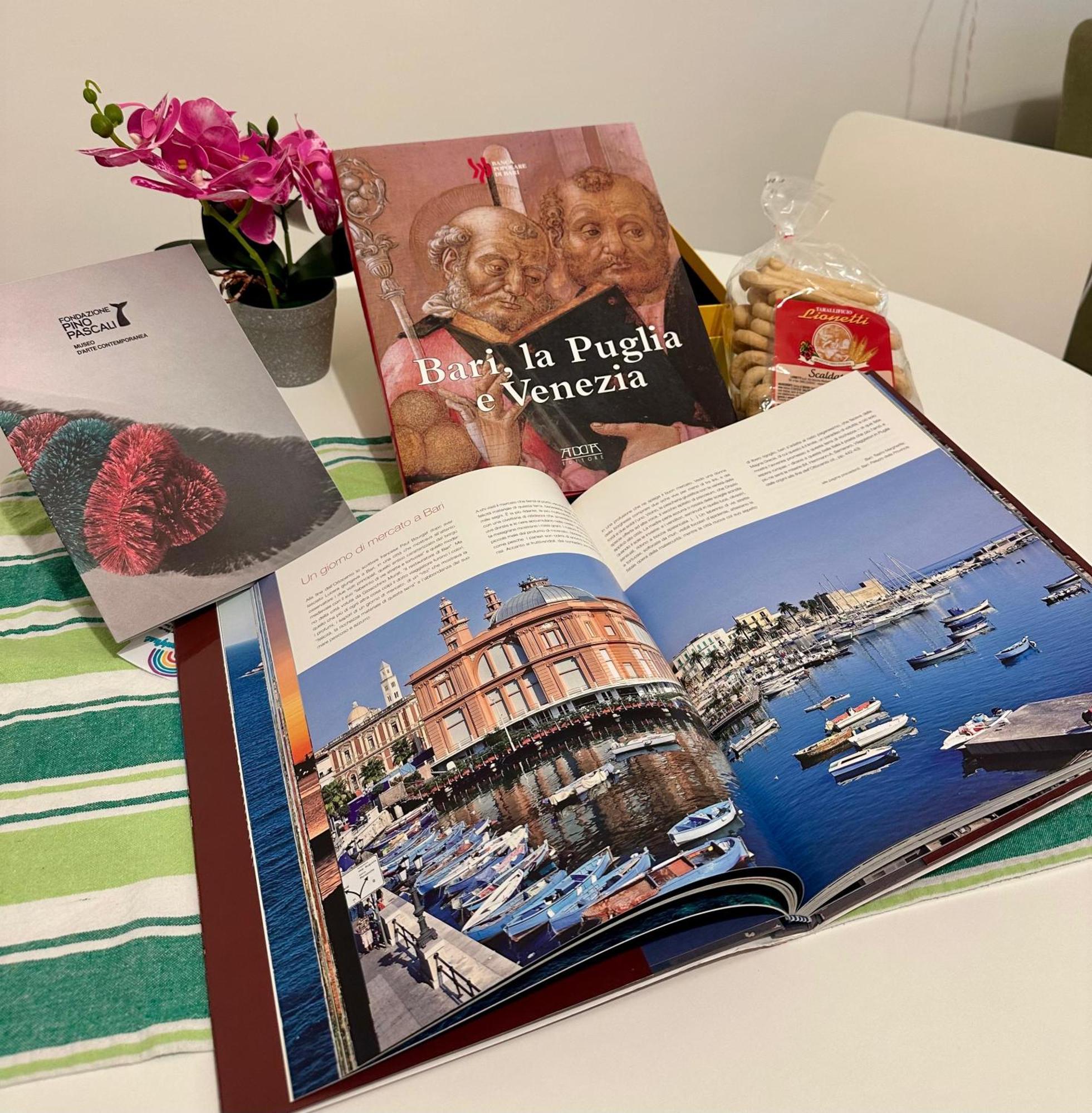 Rainbow Luxury - Sea View Apartment Bari
