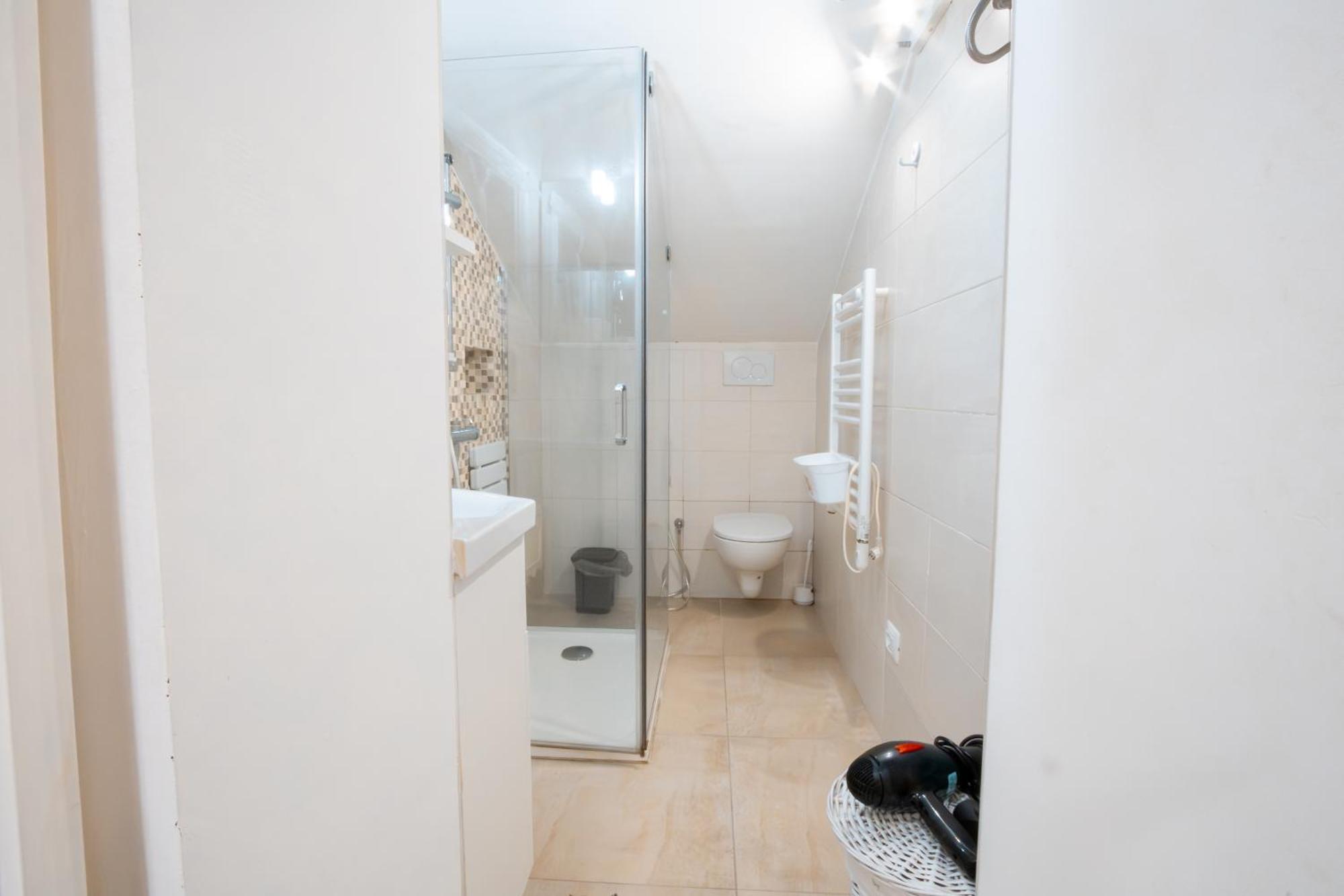 Al Rogadeo Apartment *
