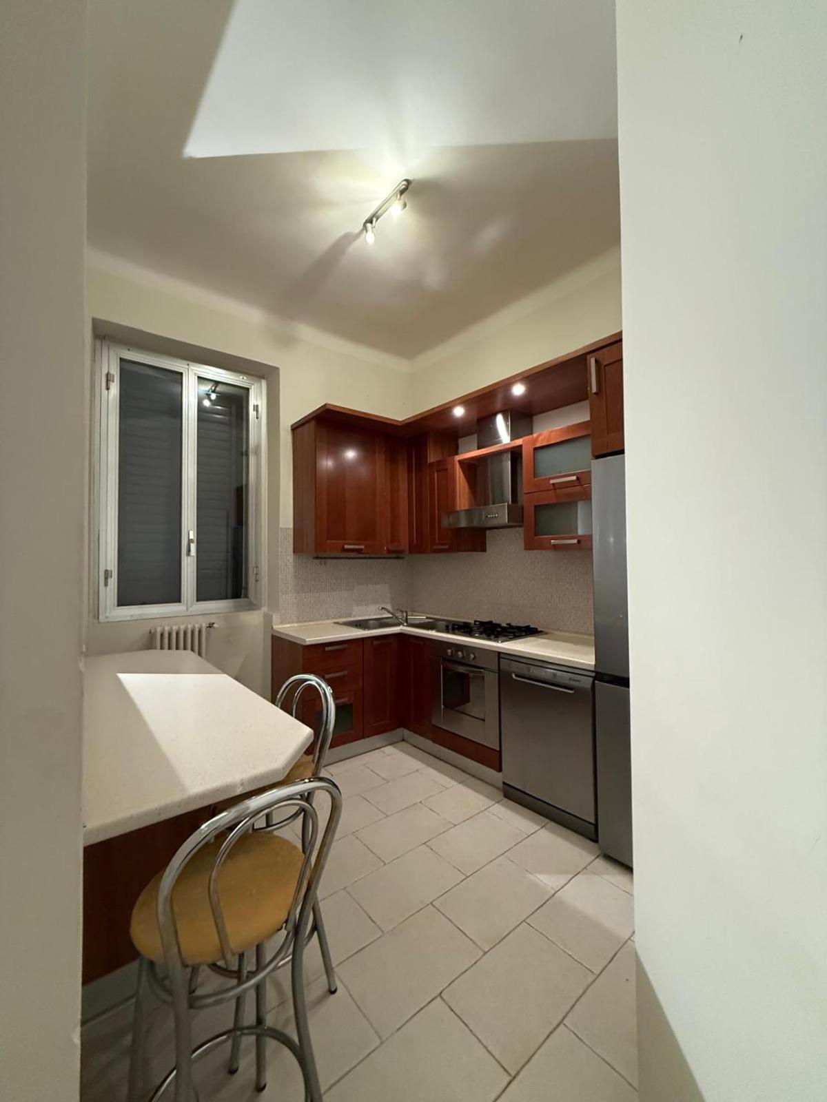 Station Howme Apartment