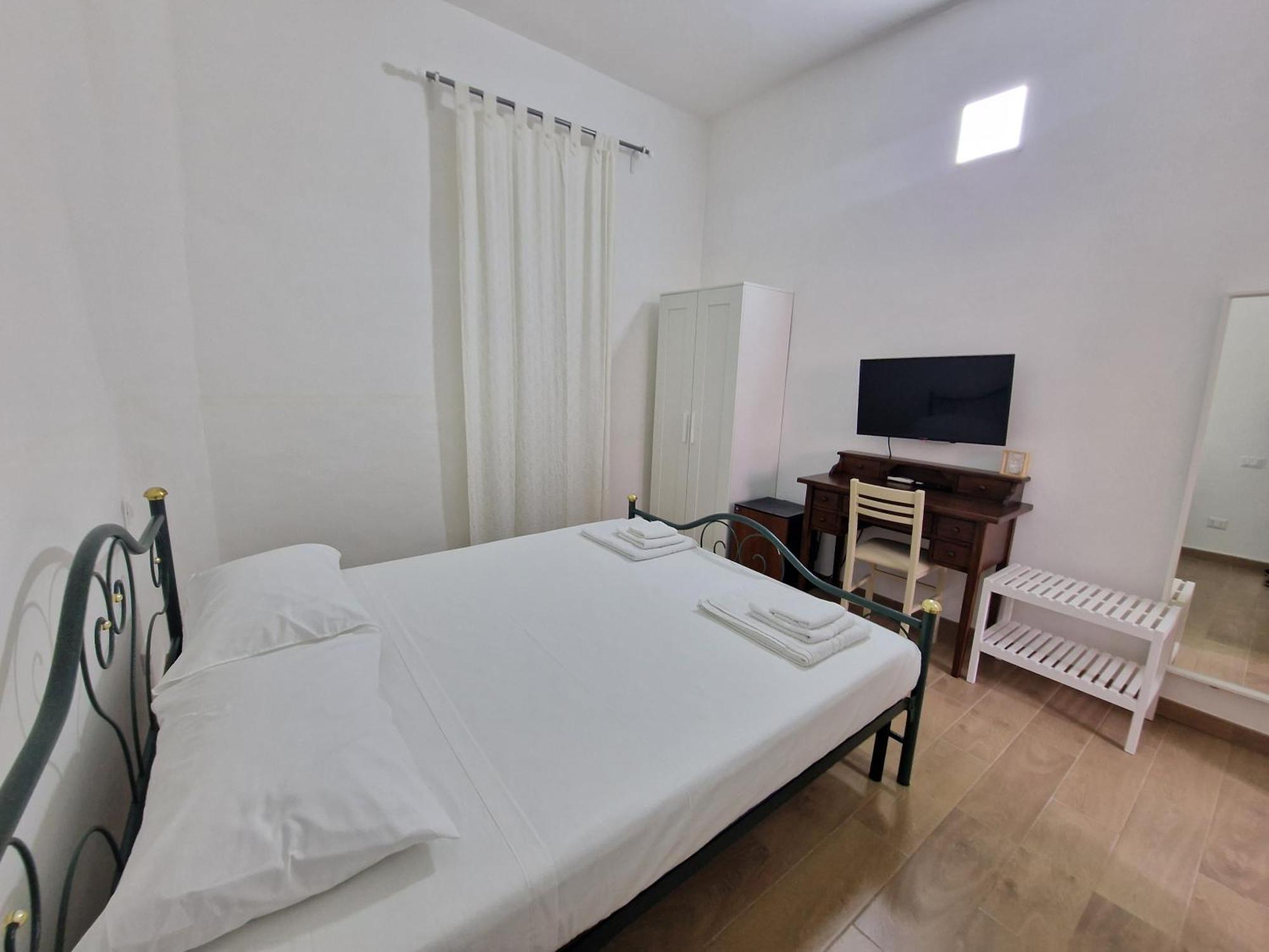 Vecchia Guest house
