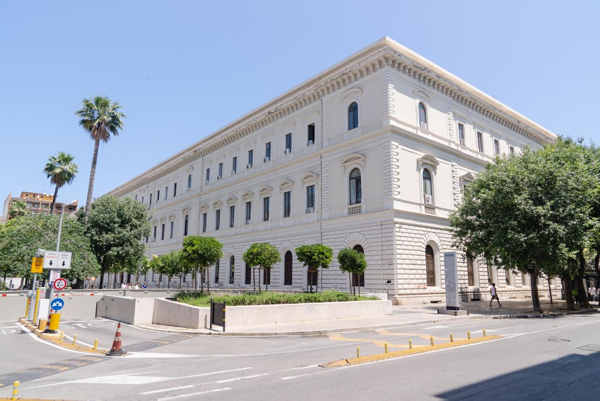 Shl _ Grandi Stazioni _ Gasthof Bari