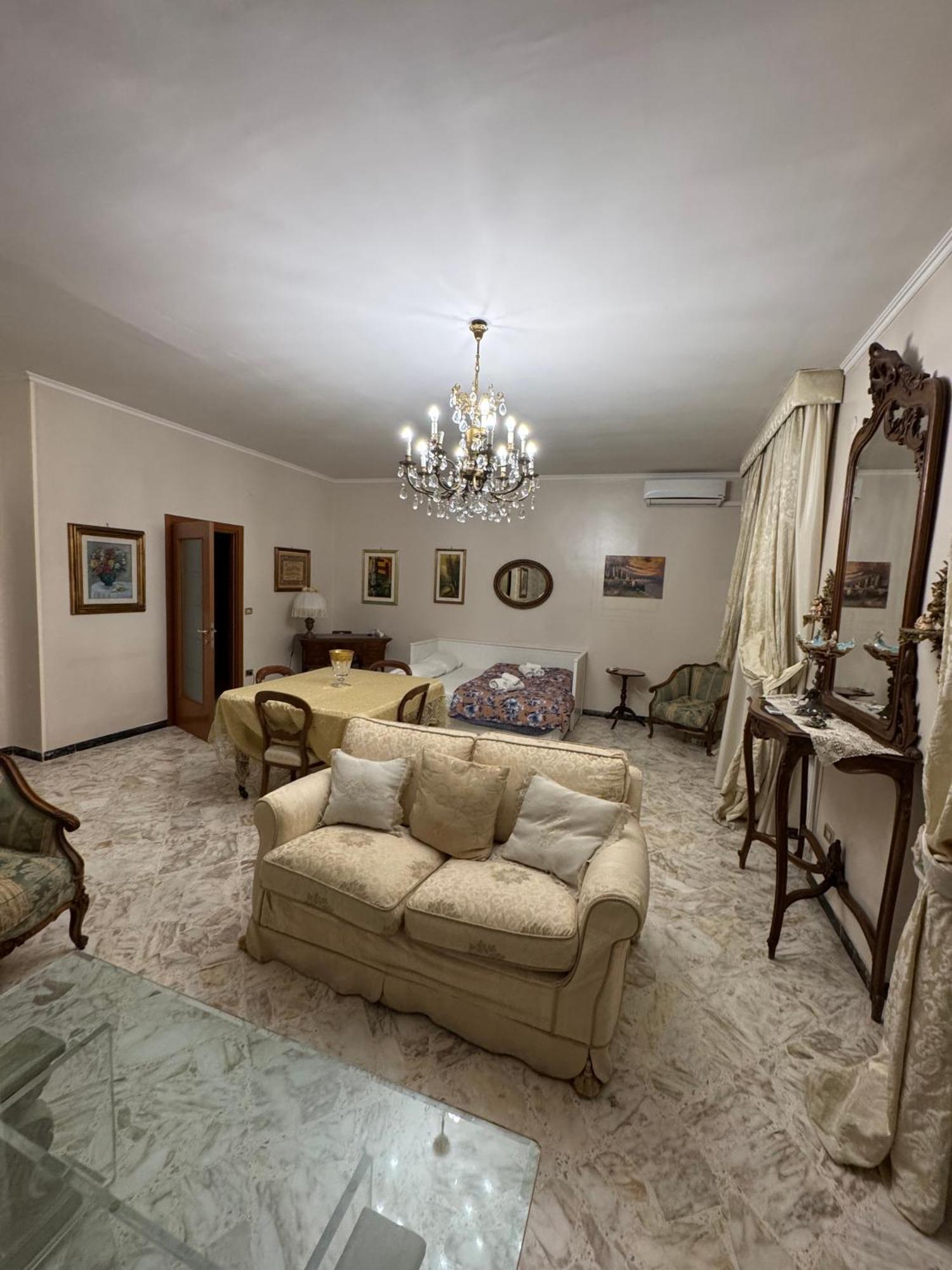 G & B House Bari