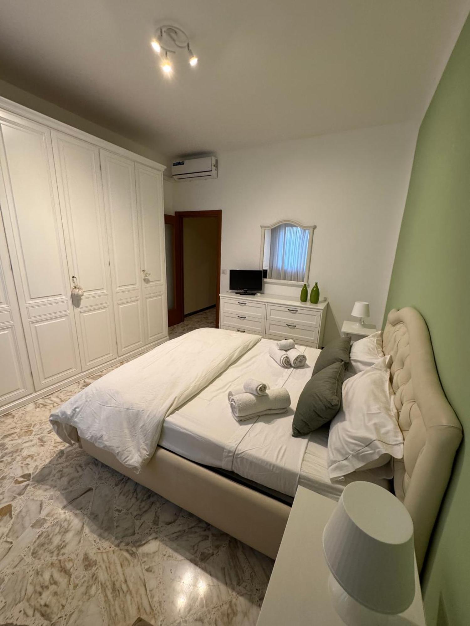 Apartment G & B House