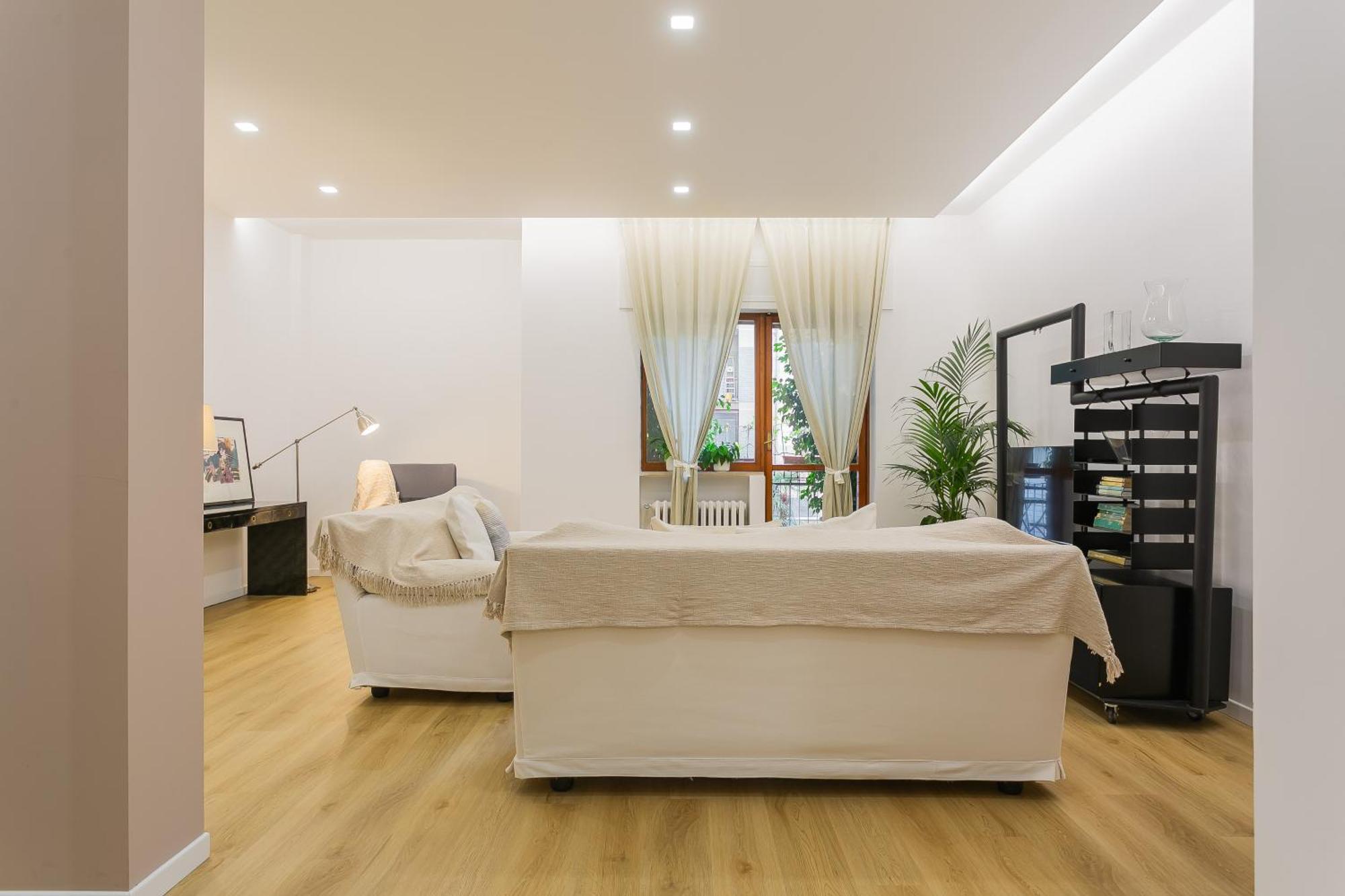 Petershouse Bari
