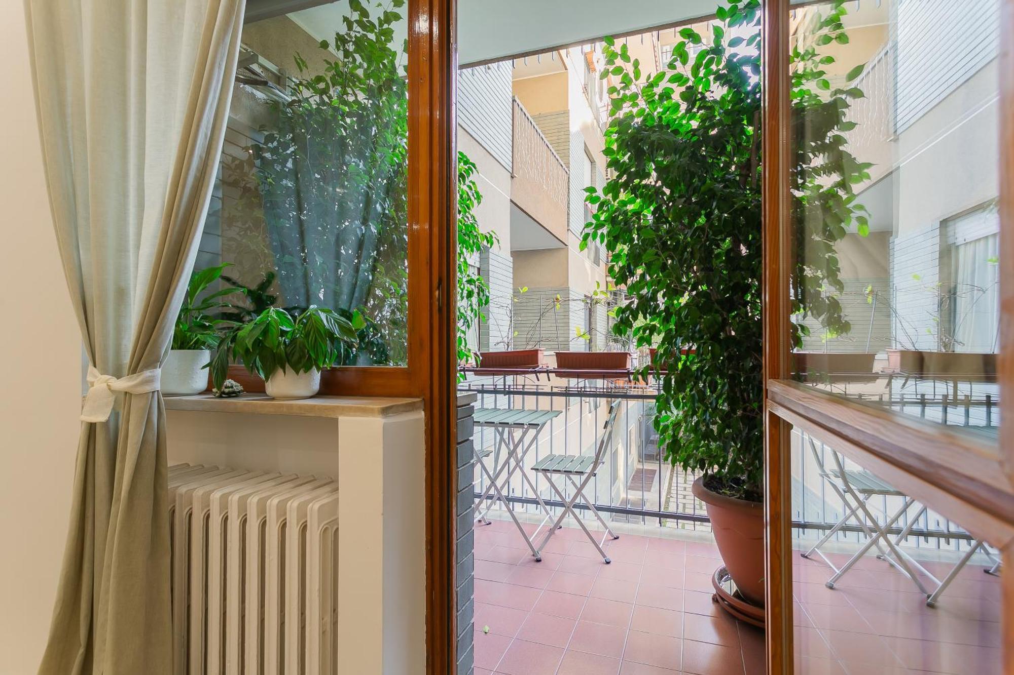 Petershouse Apartment
