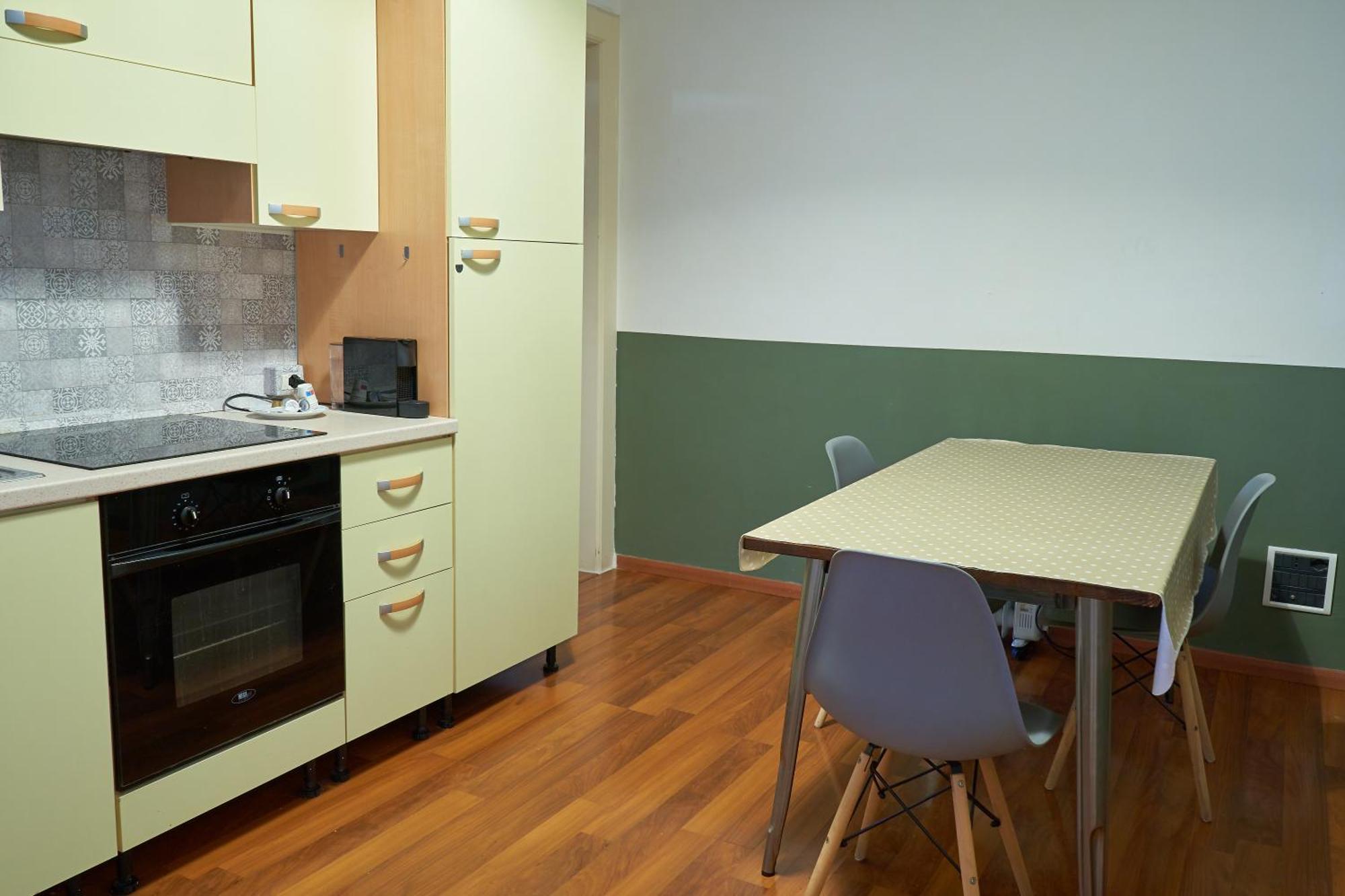 De Amicis Apartment *