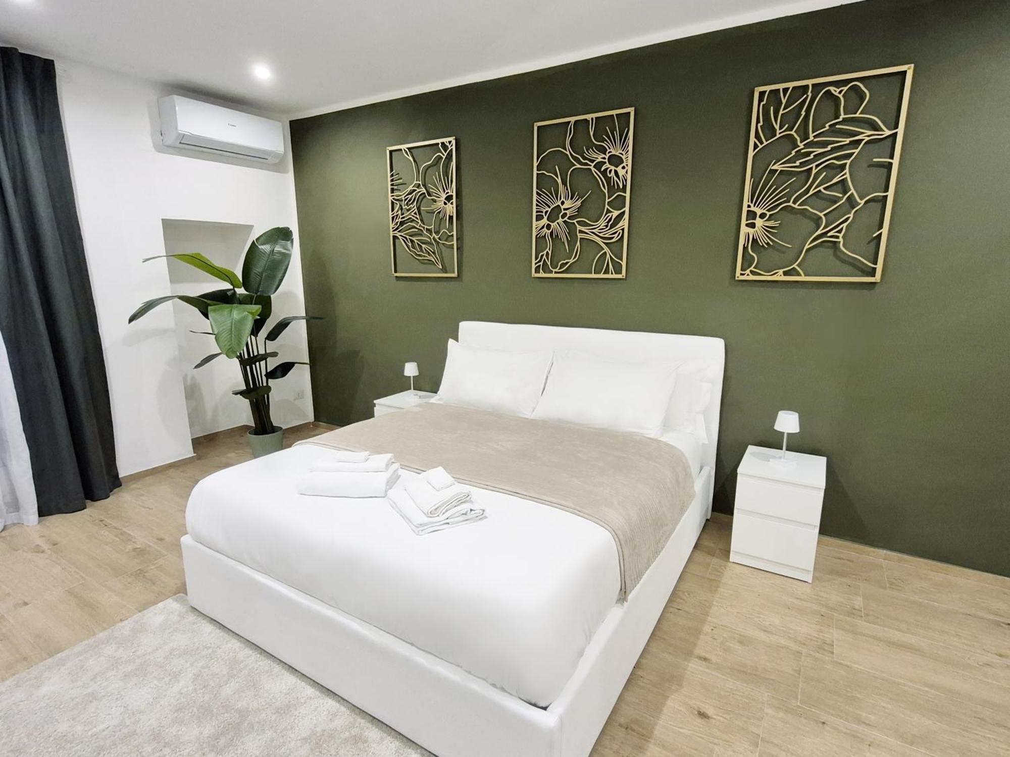 Elysium Apartment *