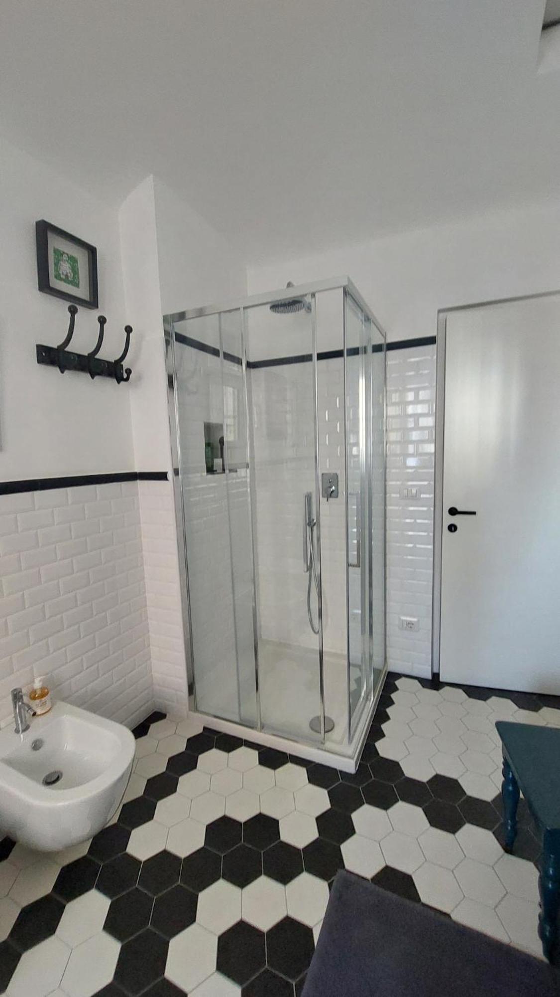 Nook * Bari