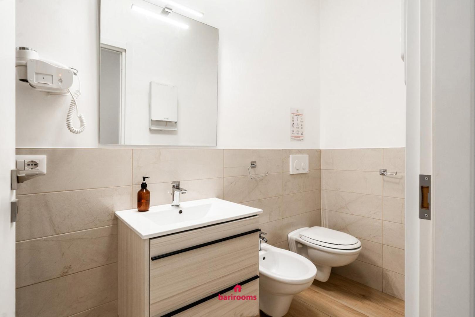 Apartment Barirooms - Picca 24 *