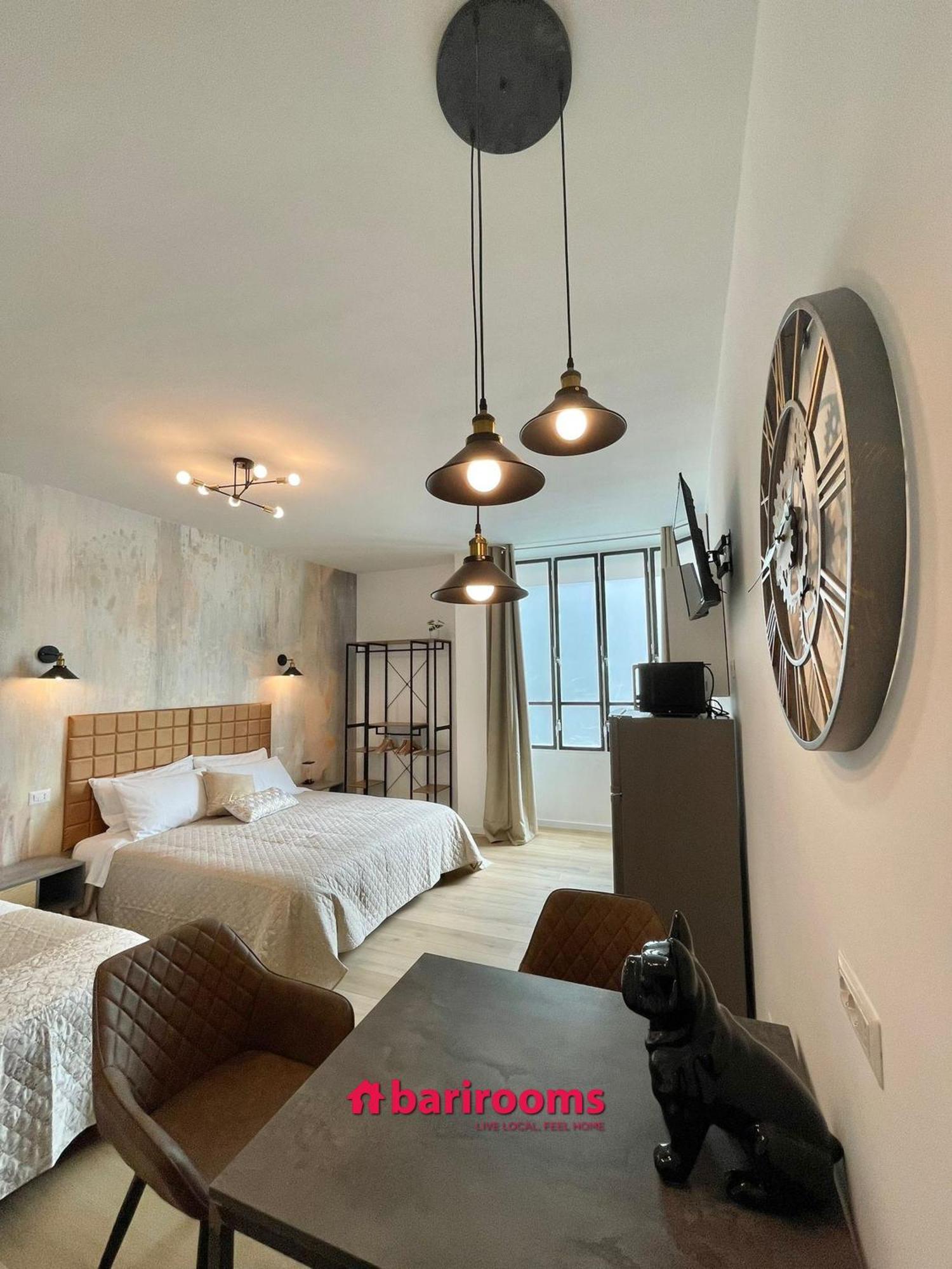 Barirooms - Picca 24 *