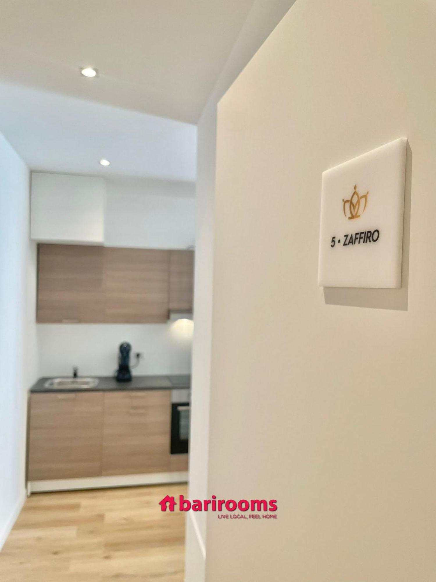 Barirooms - Picca 24 * Bari